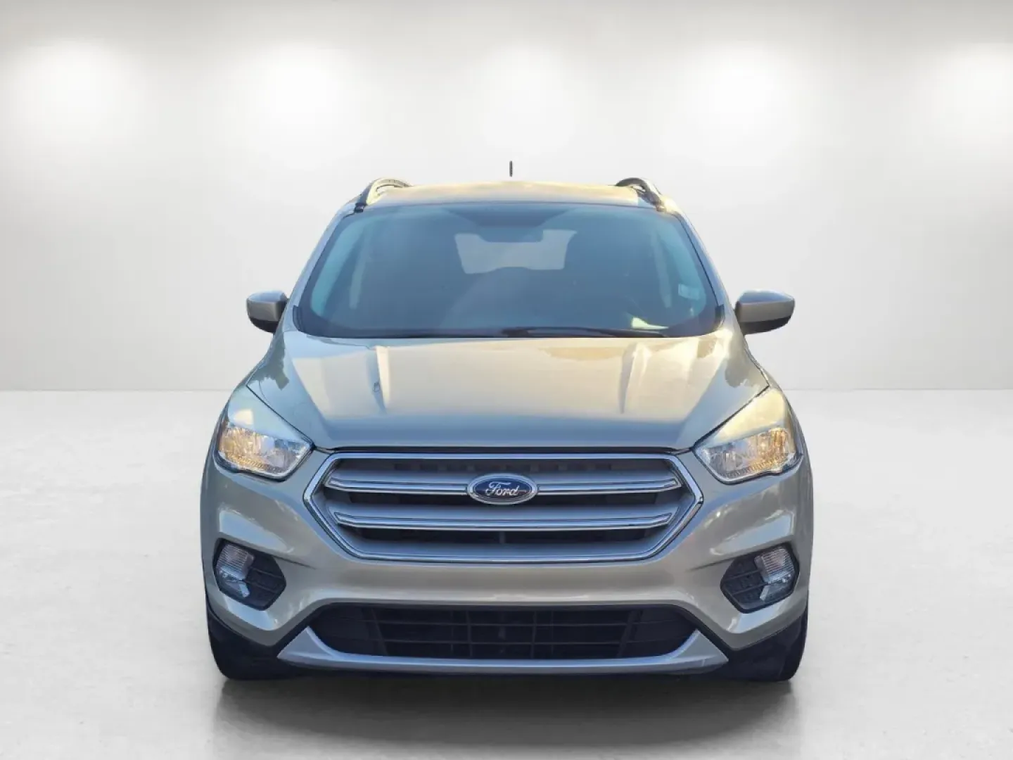 2018 Ford Escape SE (1FMCU0GD5JU) with an Other engine, located at 804 22nd Ave, Phenix City, AL, 36870, (334) 297-1860, 32.484749, -85.024475 - **Experience Life on the Go with the 2018 Ford Escape SE from Gils Auto!** <br /> <br /> Are you looking for the perfect vehicle that fits your adventurous lifestyle while providing the comfort and reliability you need? The 2018 Ford Escape SE is a versatile SUV designed for everything from family o - Photo#1