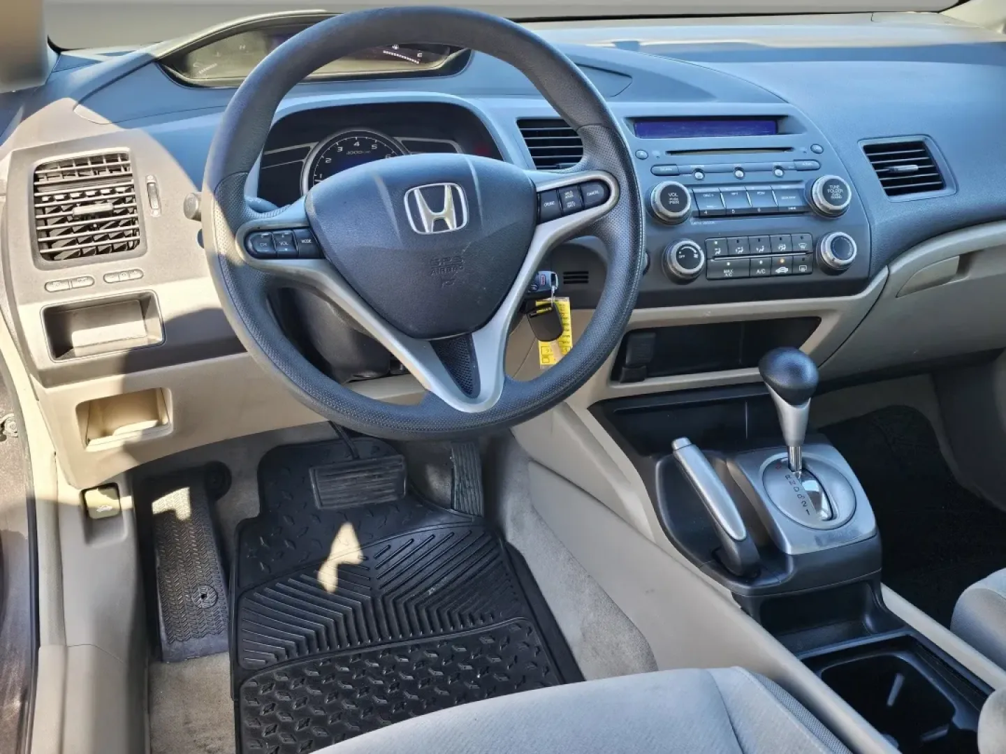 2011 Honda Civic Sdn EX (19XFA1F84BE) with an Other engine, located at 1430 Gateway Drive, Opelika, AL, 36801, (334) 239-0944, 32.637871, -85.409790 - **Experience the Road Like Never Before with This 2011 Honda Civic EX Perfect for Commuters and Families Alike!**<br /> <br /> Are you in the market for a reliable vehicle that seamlessly blends style, comfort, and affordability? Look no further than this stunning 2011 Honda Civic Sedan EX, availab - Photo#15