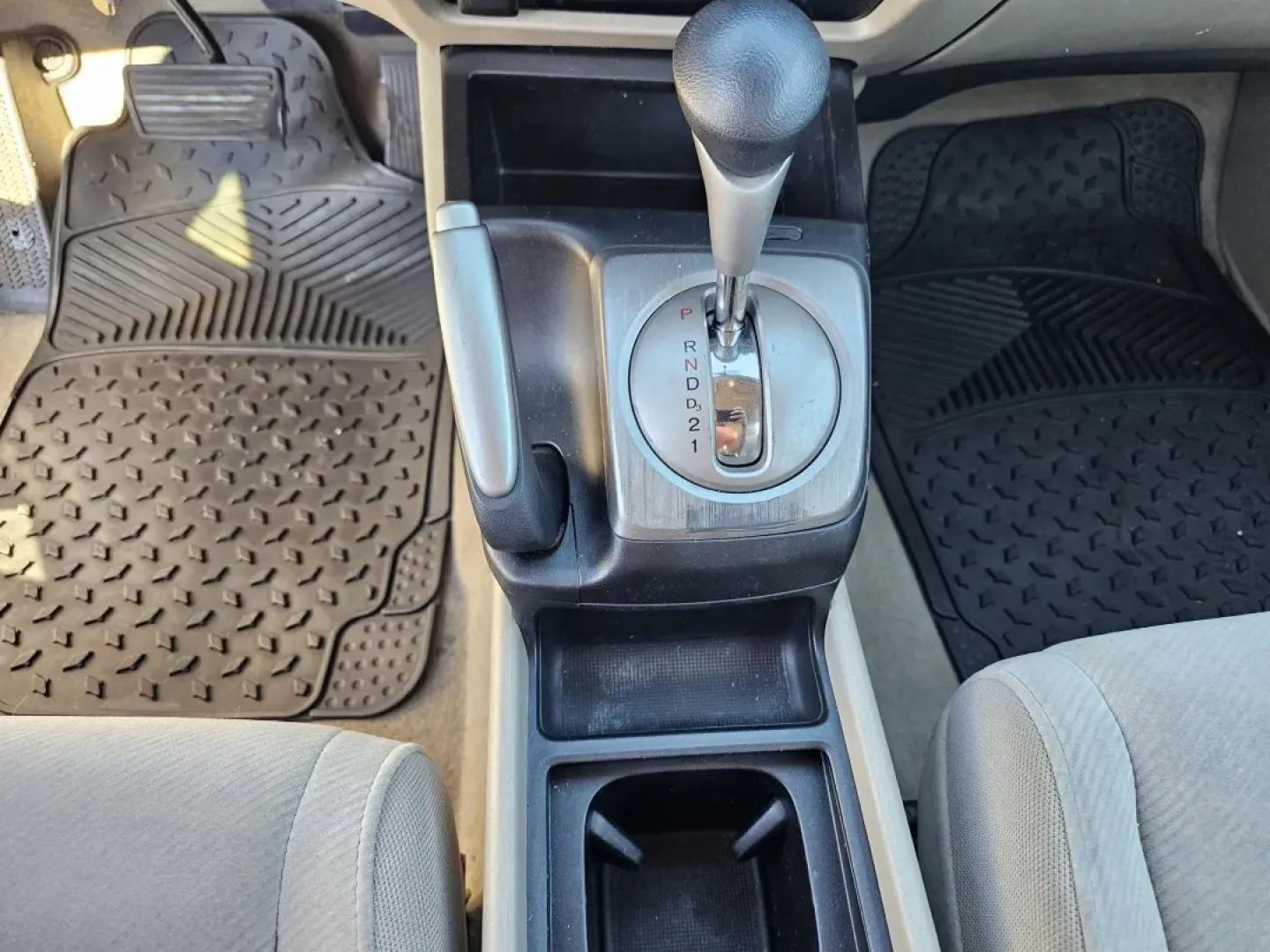 2011 Honda Civic Sdn EX (19XFA1F84BE) with an Other engine, located at 7000 Northlake Connector, Columbus, GA, 31904, (706) 987-8085, 32.524975, -84.978134 - **Experience the Road Like Never Before with This 2011 Honda Civic EX Perfect for Commuters and Families Alike!**<br /> <br /> Are you in the market for a reliable vehicle that seamlessly blends style, comfort, and affordability? Look no further than this stunning 2011 Honda Civic Sedan EX, availab - Photo#13