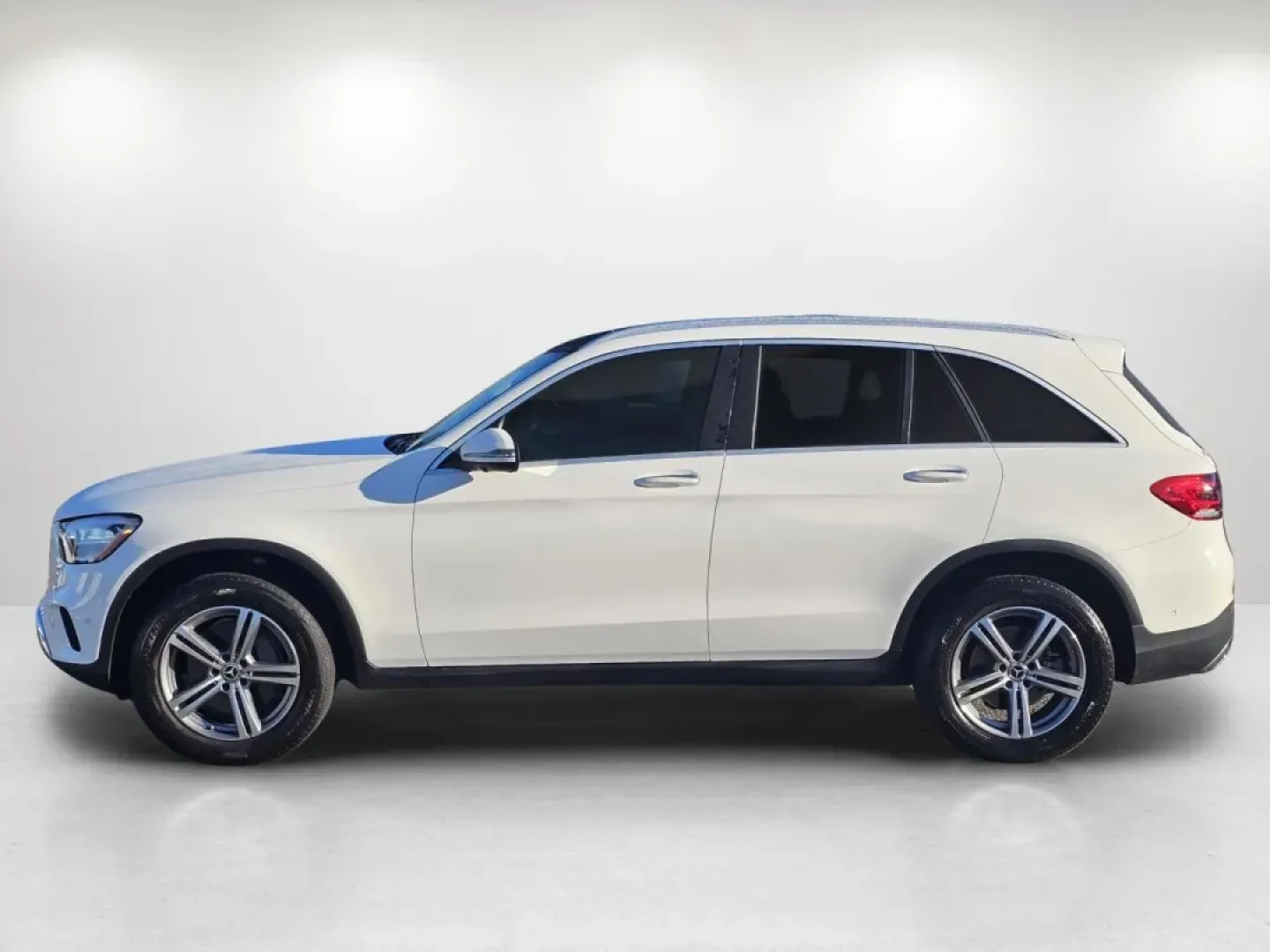2021 Mercedes-Benz GLC GLC 300 (W1N0G8DB9MV) with an Other engine, located at 521 Old Farm Lane Rd, Prattville, AL, 36066, (334) 325-1505, 32.482460, -86.416367 - ### Adventure Awaits with the 2021 Mercedes-Benz GLC 300 at Gils Auto!<br /> <br /> Are you ready to elevate your driving experience? Whether you're navigating the bustling streets of Phenix City, AL, commuting to work, or taking weekend road trips with family and friends, the 2021 Mercedes-Benz GLC - Photo#7