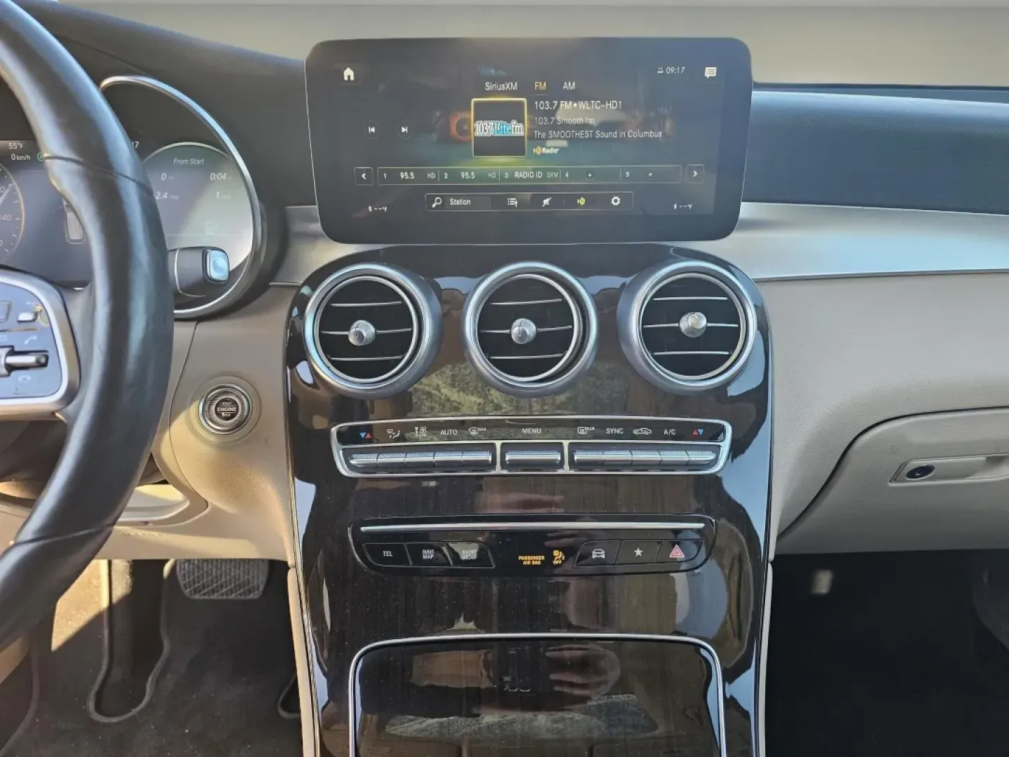 2021 Mercedes-Benz GLC GLC 300 (W1N0G8DB9MV) with an Other engine, located at 521 Old Farm Lane Rd, Prattville, AL, 36066, (334) 325-1505, 32.482460, -86.416367 - ### Adventure Awaits with the 2021 Mercedes-Benz GLC 300 at Gils Auto!<br /> <br /> Are you ready to elevate your driving experience? Whether you're navigating the bustling streets of Phenix City, AL, commuting to work, or taking weekend road trips with family and friends, the 2021 Mercedes-Benz GLC - Photo#11