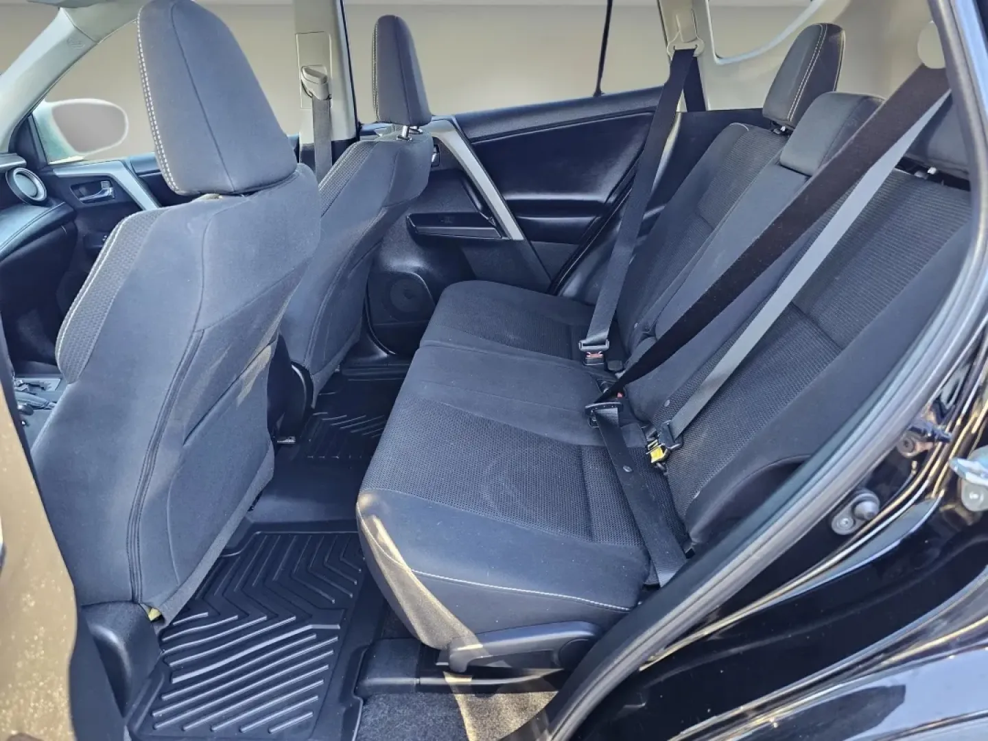 2018 Toyota RAV4 XLE (2T3RFREV3JW) with an Other engine, located at 804 22nd Ave, Phenix City, AL, 36870, (334) 297-1860, 32.484749, -85.024475 - **Discover Adventure with the 2018 Toyota RAV4 Your Perfect SUV for Family Road Trips and Daily Commutes!**<br /> <br /> Are you ready to embrace freedom and adventure while ensuring safety and comfort for your family? Look no further than this stunning 2018 Toyota RAV4, available at Gils Auto in P - Photo#14