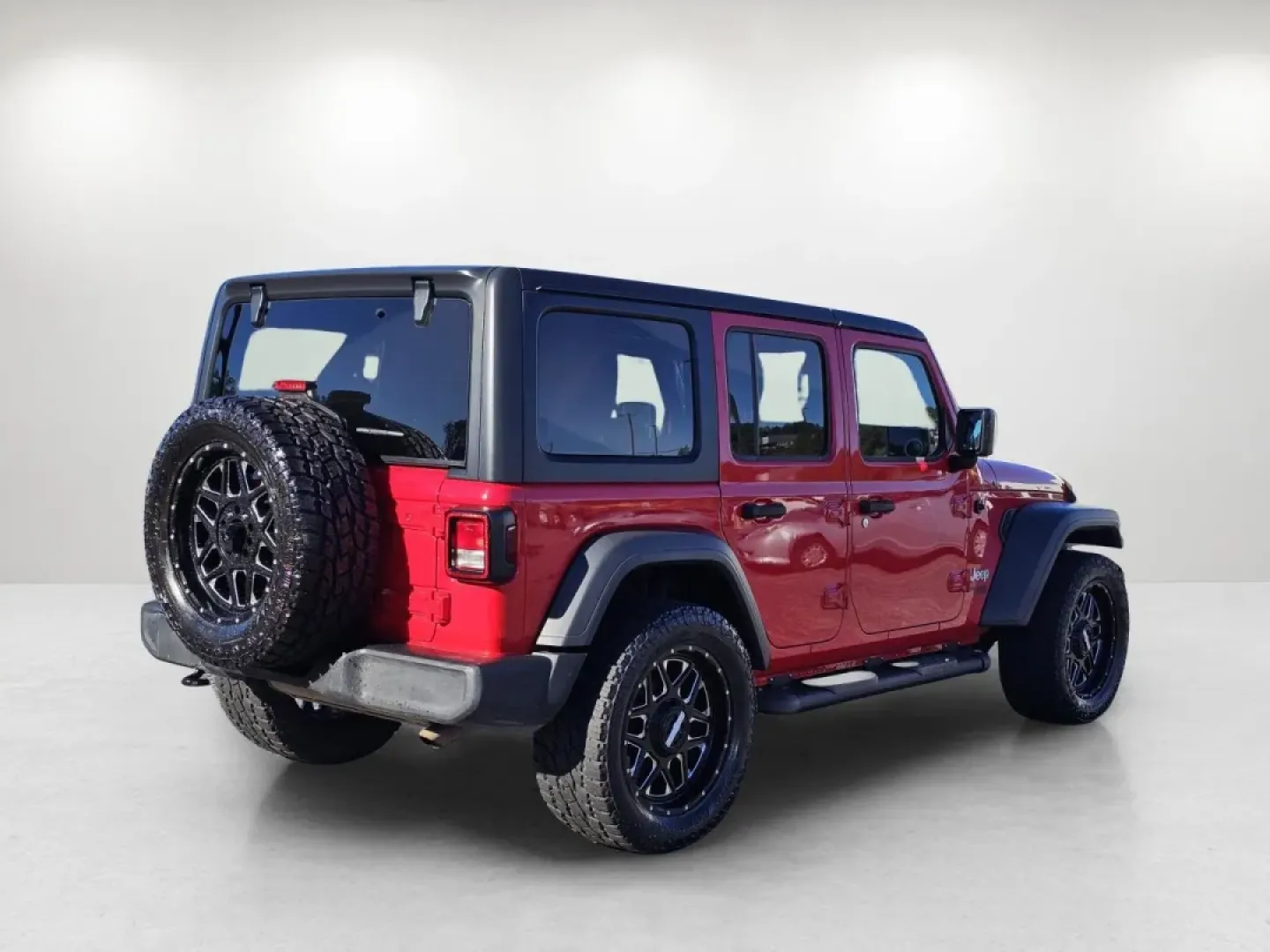 2018 /Black Jeep Wrangler Sport (1C4HJXDG9JW) with an Other engine, located at 521 Old Farm Lane Rd, Prattville, AL, 36066, (334) 325-1505, 32.482460, -86.416367 - **Unleash Adventure with This 2018 Jeep Wrangler Sport! Perfect for Weekend Warriors and Daily Commuters Alike!**<br /> <br /> If you're searching for a versatile vehicle that can seamlessly transition from daily commutes to thrilling weekend adventures, look no further than this stunning 2018 Jeep - Photo#4