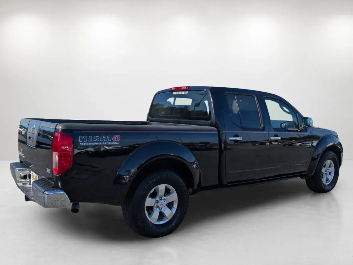 2010 /Steel Nissan Frontier SE (1N6AD0FR2AC) with an Other engine, located at 1430 Gateway Drive, Opelika, AL, 36801, (334) 239-0944, 32.637871, -85.409790 - **Discover Adventure with the 2010 Nissan Frontier SE at Gils Auto - Phenix City!**<br /> <br /> Are you ready to embrace the thrill of weekend adventures or tackle everyday tasks with ease? Whether you're hauling gear for a family camping trip or navigating city streets, the 2010 Nissan Frontier SE - Photo#4