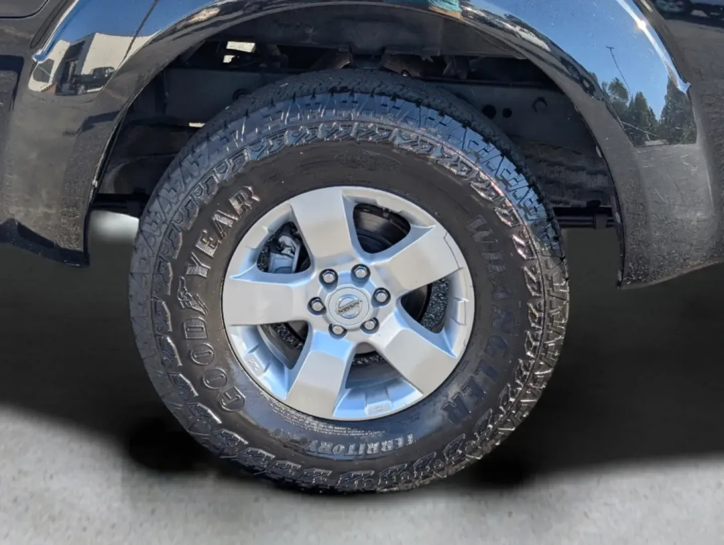 2010 /Steel Nissan Frontier SE (1N6AD0FR2AC) with an Other engine, located at 1430 Gateway Drive, Opelika, AL, 36801, (334) 239-0944, 32.637871, -85.409790 - **Discover Adventure with the 2010 Nissan Frontier SE at Gils Auto - Phenix City!**<br /> <br /> Are you ready to embrace the thrill of weekend adventures or tackle everyday tasks with ease? Whether you're hauling gear for a family camping trip or navigating city streets, the 2010 Nissan Frontier SE - Photo#7