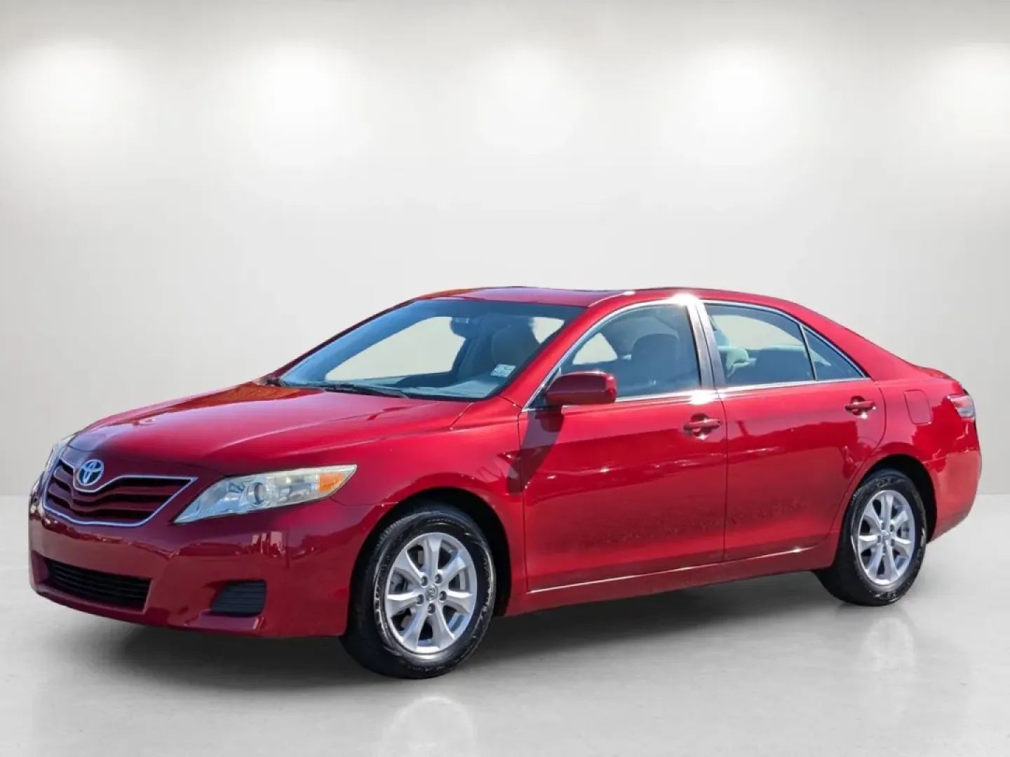 2011 /Ash Toyota Camry LE (4T1BF3EK4BU) with an Other engine, located at 804 22nd Ave, Phenix City, AL, 36870, (334) 297-1860, 32.484749, -85.024475 - Discover unparalleled value and reliability with this stunning 2011 Toyota Camry LE, available now at Gils Auto - Phenix City #2. Located at 804 22nd Ave, Phenix City, AL 36870, we specialize in Buy Here Pay Here financing solutions, making it easier for individuals with bad credit or no credit to s - Photo#14