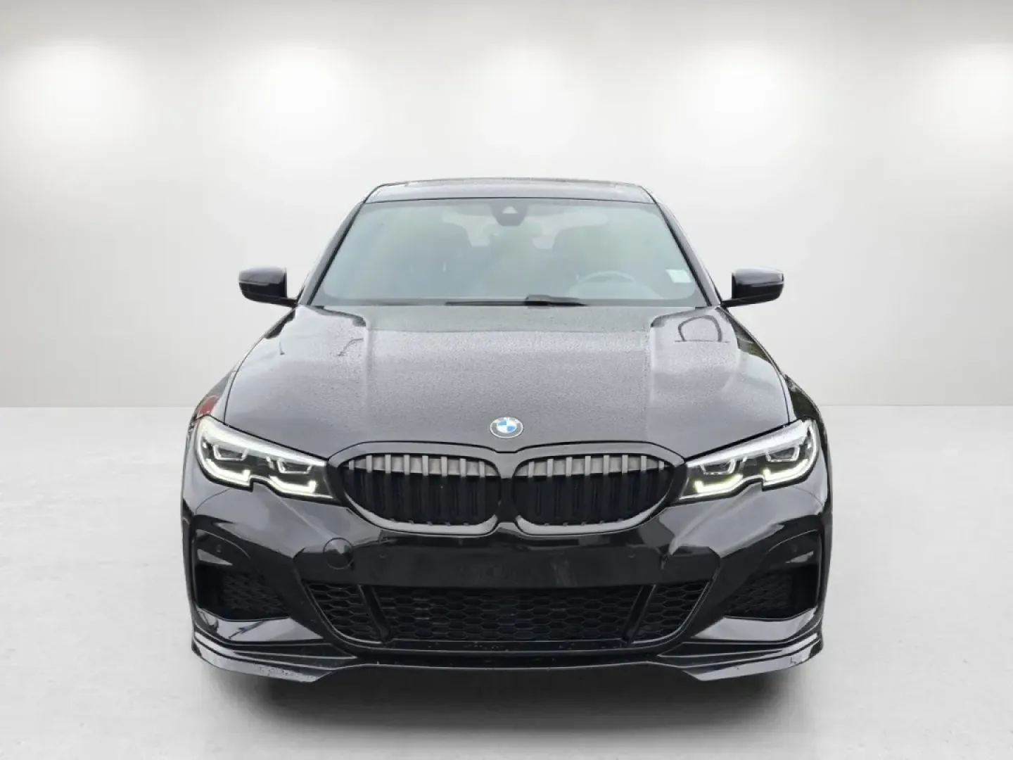2019 BMW 3 Series 330i (WBA5R1C57KA) with an Other engine, located at 1430 Gateway Drive, Opelika, AL, 36801, (334) 239-0944, 32.637871, -85.409790 - **Experience Luxury and Performance with the 2019 BMW 3 Series at Gils Auto Phenix City, AL!**<br /> <br /> Are you ready to elevate your driving experience? This stunning 2019 BMW 3 Series 330i sedan is not just a vehicle; it's a lifestyle upgrade designed for those who appreciate performance, com - Photo#1