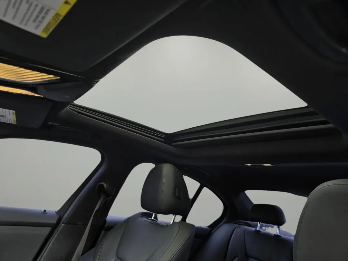 2019 BMW 3 Series 330i (WBA5R1C57KA) with an Other engine, located at 1430 Gateway Drive, Opelika, AL, 36801, (334) 239-0944, 32.637871, -85.409790 - **Experience Luxury and Performance with the 2019 BMW 3 Series at Gils Auto Phenix City, AL!**<br /> <br /> Are you ready to elevate your driving experience? This stunning 2019 BMW 3 Series 330i sedan is not just a vehicle; it's a lifestyle upgrade designed for those who appreciate performance, com - Photo#13