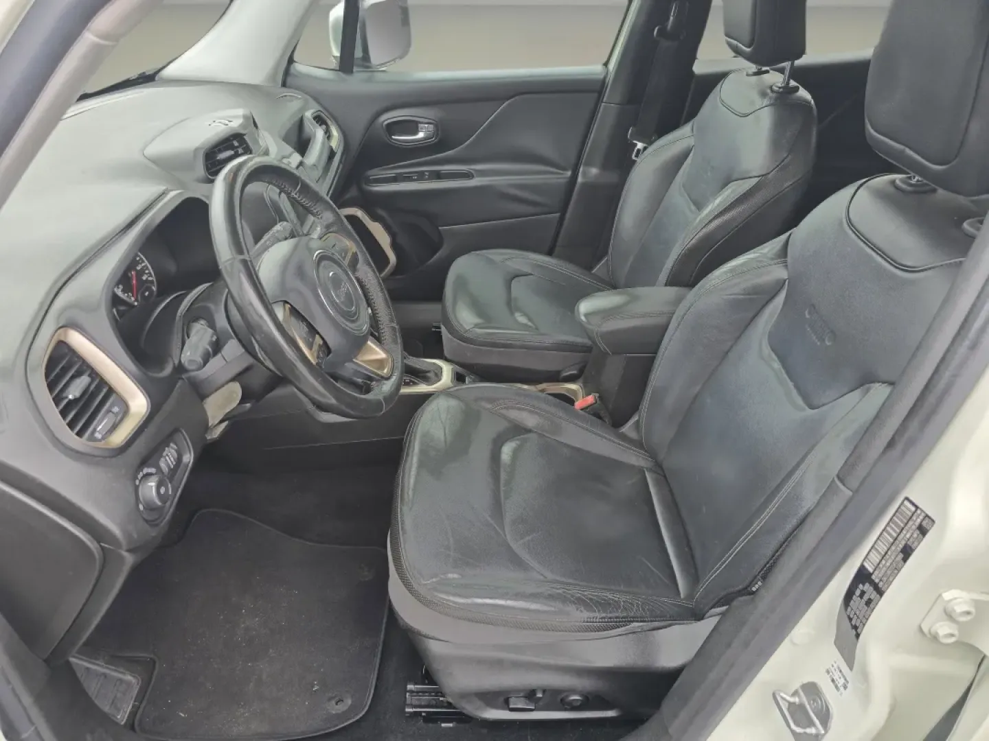 2016 /Black Jeep Renegade Limited (ZACCJBDT2GP) with an Other engine, located at 521 Old Farm Lane Rd, Prattville, AL, 36066, (334) 325-1505, 32.482460, -86.416367 - ### Discover the 2016 Jeep Renegade Limited: Your Perfect Adventure Companion<br /> <br /> Are you ready for escapades that take you from the bustling streets of Phenix City to the great outdoors? The **2016 Jeep Renegade Limited** is not just a vehicle; it's a lifestyle upgrade designed for those w - Photo#11