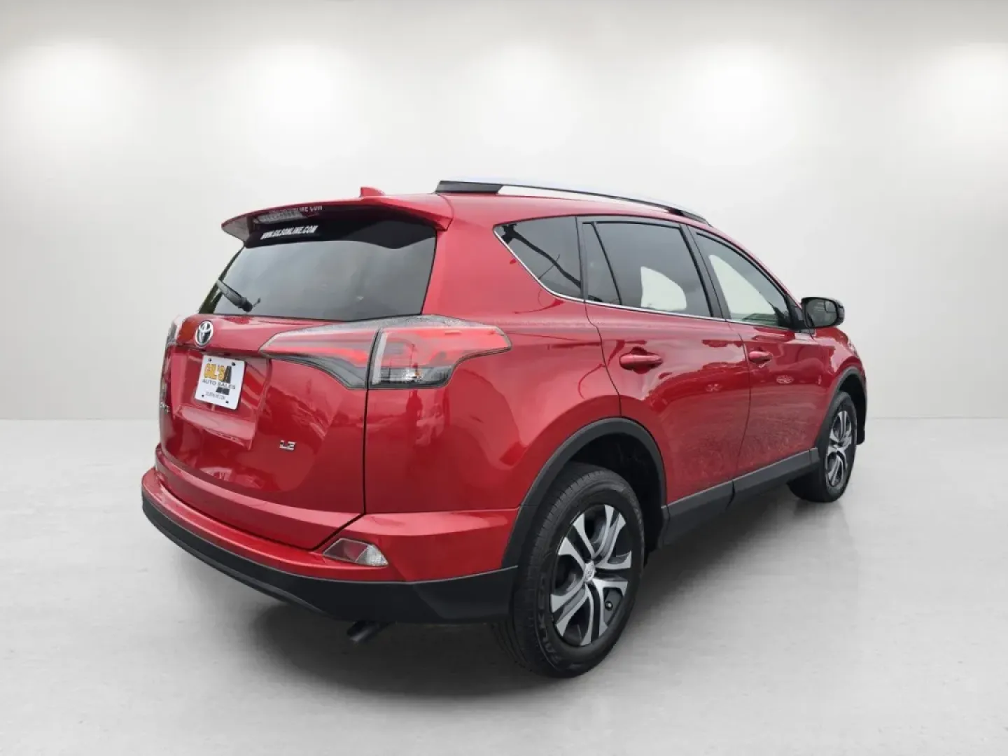 2017 Toyota RAV4 LE (2T3ZFREV7HW) with an Other engine, located at 804 22nd Ave, Phenix City, AL, 36870, (334) 297-1860, 32.484749, -85.024475 - Are you ready to elevate your daily commute or embark on weekend adventures with the perfect SUV? Look no further than this stunning 2017 Toyota RAV4 LE, available now at Gils Auto in Phenix City, AL. Designed for both comfort and versatility, this dynamic vehicle is ideal for growing families, budg - Photo#4