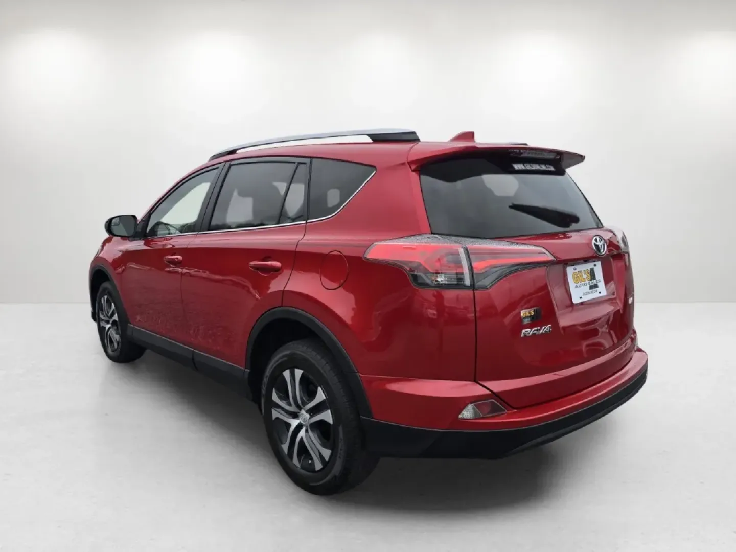 2017 Toyota RAV4 LE (2T3ZFREV7HW) with an Other engine, located at 804 22nd Ave, Phenix City, AL, 36870, (334) 297-1860, 32.484749, -85.024475 - Are you ready to elevate your daily commute or embark on weekend adventures with the perfect SUV? Look no further than this stunning 2017 Toyota RAV4 LE, available now at Gils Auto in Phenix City, AL. Designed for both comfort and versatility, this dynamic vehicle is ideal for growing families, budg - Photo#6