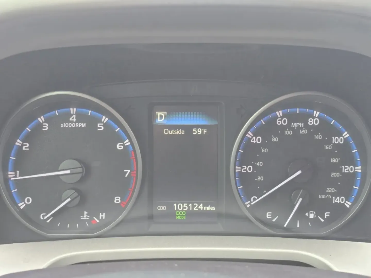 2017 Toyota RAV4 LE (2T3ZFREV7HW) with an Other engine, located at 804 22nd Ave, Phenix City, AL, 36870, (334) 297-1860, 32.484749, -85.024475 - Are you ready to elevate your daily commute or embark on weekend adventures with the perfect SUV? Look no further than this stunning 2017 Toyota RAV4 LE, available now at Gils Auto in Phenix City, AL. Designed for both comfort and versatility, this dynamic vehicle is ideal for growing families, budg - Photo#21