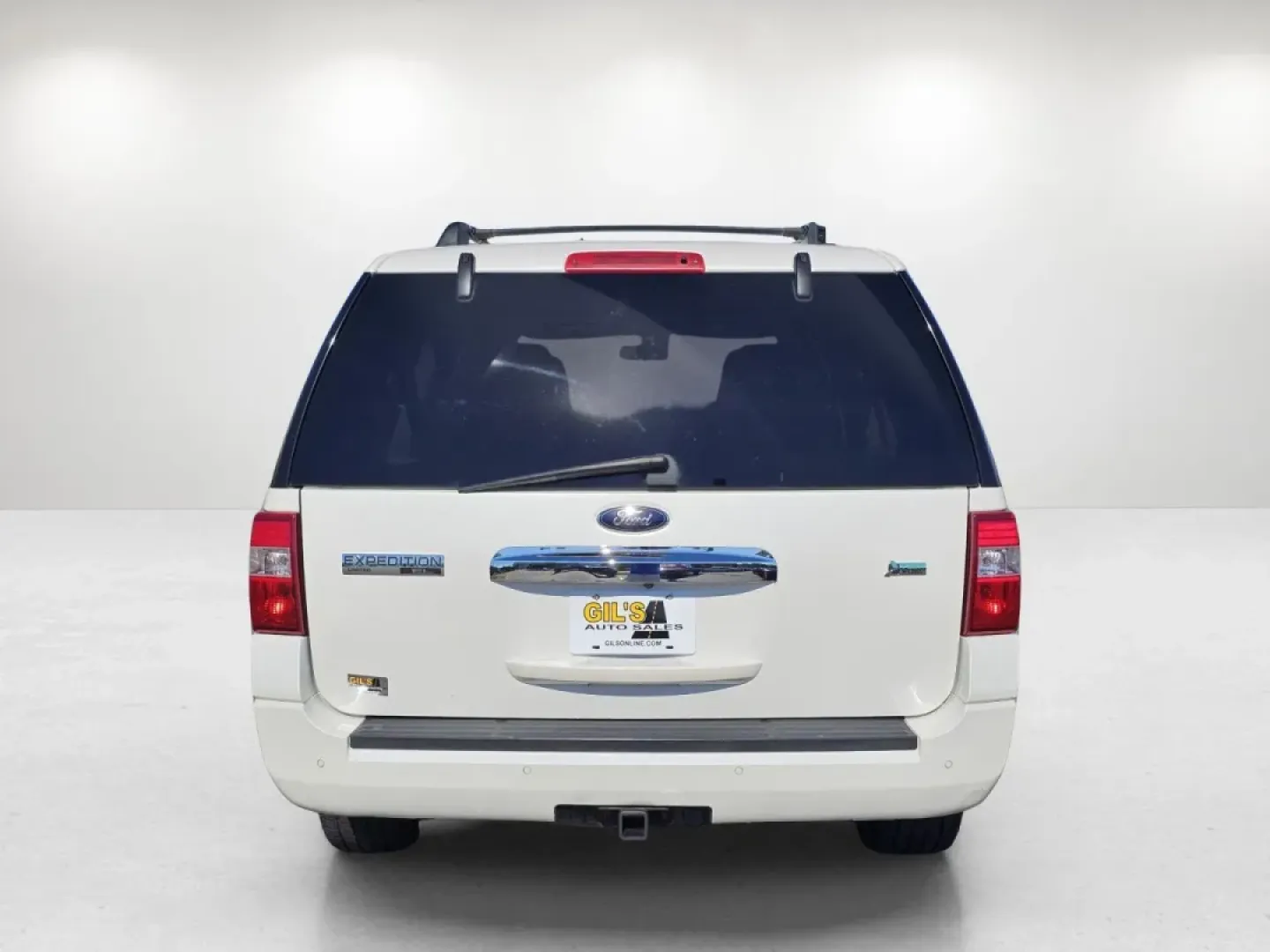 2013 Ford Expedition EL Limited (1FMJK2A54DE) with an Other engine, located at 521 Old Farm Lane Rd, Prattville, AL, 36066, (334) 325-1505, 32.482460, -86.416367 - Are you ready to elevate your family adventures or weekend getaways with a reliable and spacious SUV? Look no further than this exceptional 2013 Ford Expedition EL Limited, now available at Gils Auto in Prattville, AL. Perfect for growing families or those who crave a bit more space during their dai - Photo#5