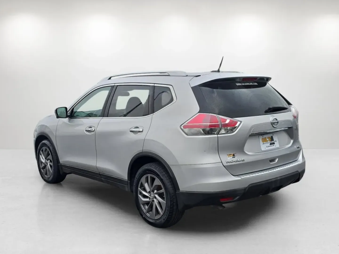 2016 /Charcoal Nissan Rogue SL (5N1AT2MT3GC) with an Other engine, located at 3959 U.S. 80 W, Phenix City, AL, 36870, (334) 297-4885, 32.469296, -85.135185 - **Explore Adventure with the 2016 Nissan Rogue SL at Gils Auto - Your Family-Friendly Buy Here Pay Here Dealership!**<br /> <br /> Are you searching for the perfect SUV that fits seamlessly into your adventurous lifestyle? Look no further! The 2016 Nissan Rogue SL combines practicality and comfort, - Photo#7