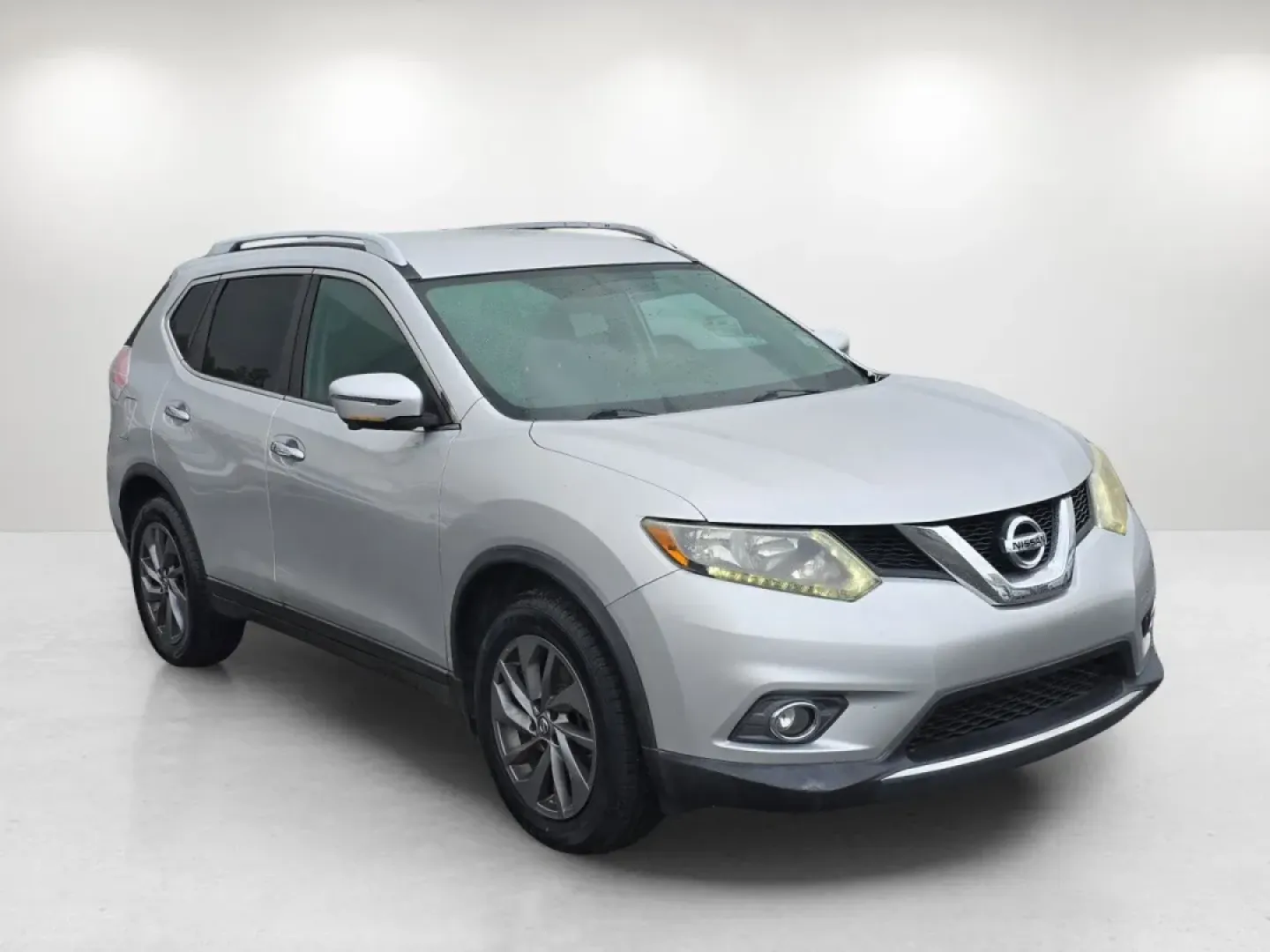 2016 /Charcoal Nissan Rogue SL (5N1AT2MT3GC) with an Other engine, located at 7000 Northlake Connector, Columbus, GA, 31904, (706) 987-8085, 32.524975, -84.978134 - **Explore Adventure with the 2016 Nissan Rogue SL at Gils Auto - Your Family-Friendly Buy Here Pay Here Dealership!**<br /> <br /> Are you searching for the perfect SUV that fits seamlessly into your adventurous lifestyle? Look no further! The 2016 Nissan Rogue SL combines practicality and comfort, - Photo#2