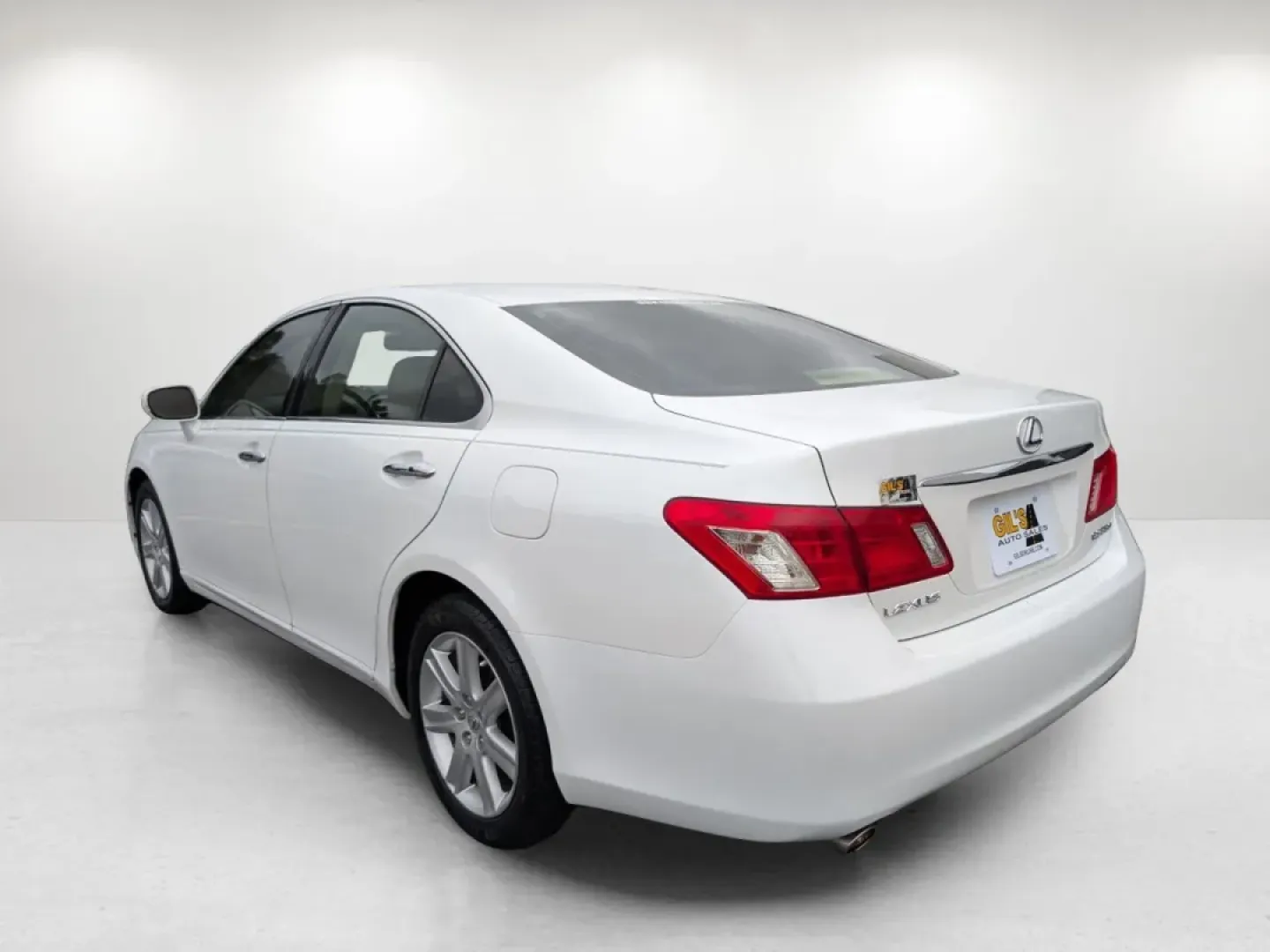 2008 /Cashmere Lexus ES 350 (JTHBJ46G782) with an Other engine, located at 804 22nd Ave, Phenix City, AL, 36870, (334) 297-1860, 32.484749, -85.024475 - **Experience Unmatched Comfort and Style with the 2008 Lexus ES 350 at Gils Auto Phenix City, AL!**<br /> <br /> If you're in the market for a luxurious sedan that seamlessly combines comfort, style, and performance, look no further than the 2008 Lexus ES 350 available at Gils Auto in Phenix City, - Photo#6