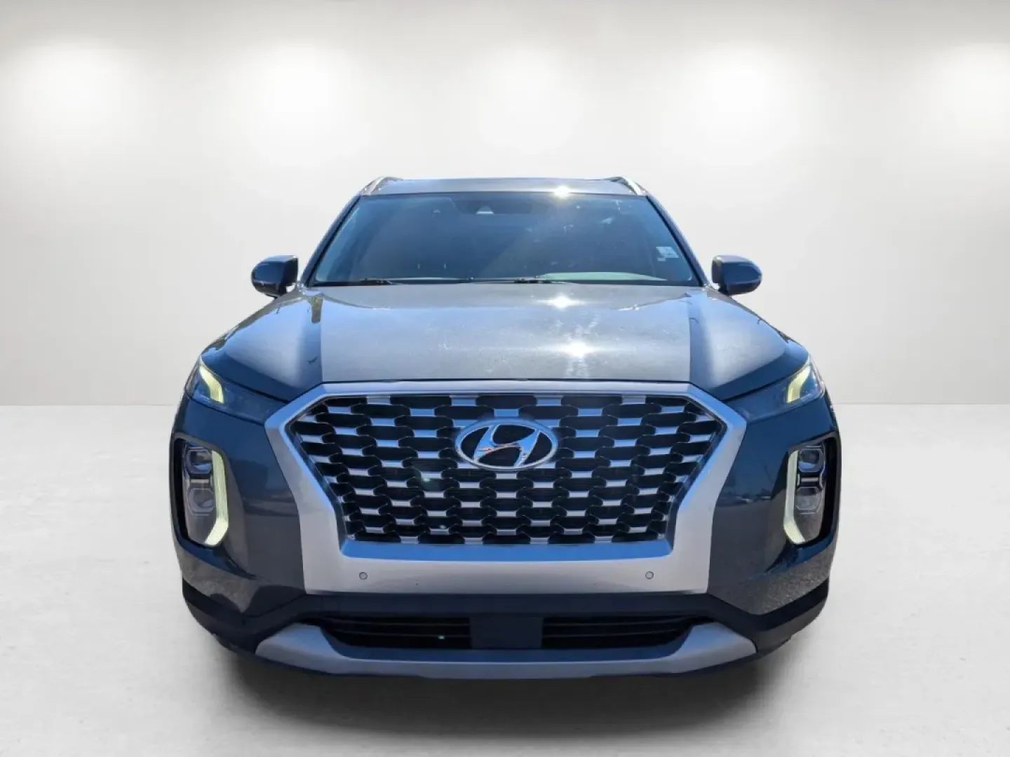 2021 /Gray Hyundai Palisade SEL (KM8R34HE5MU) with an Other engine, located at 5115 14th Ave., Columbus, GA, 31904, (706) 323-0345, 32.511494, -84.971046 - **Discover the 2021 Hyundai Palisade SEL: Your Ideal Family SUV for Every Adventure!**<br /> <br /> Are you in the market for a versatile and spacious SUV that caters to both everyday errands and weekend getaways? Look no further! The 2021 Hyundai Palisade SEL is the perfect blend of comfort, techno - Photo#1
