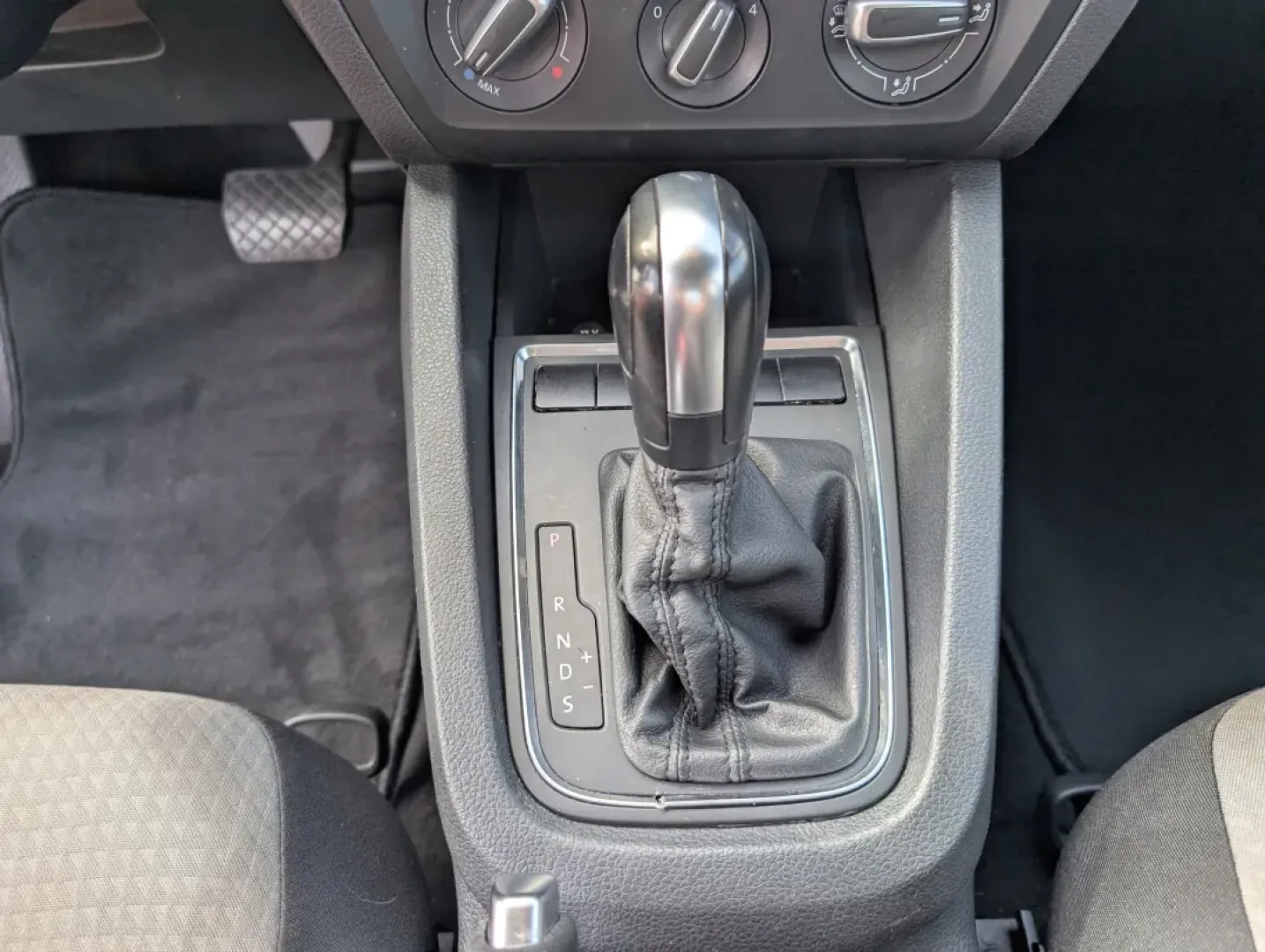 2017 Volkswagen Jetta 1.4T S (3VW2B7AJ7HM) with an Other engine, located at 7000 Northlake Connector, Columbus, GA, 31904, (706) 987-8085, 32.524975, -84.978134 - **Discover Your Next Adventure with the 2017 Volkswagen Jetta at Gils Auto - Phenix City!**<br /> <br /> Are you in the market for a reliable sedan that fits seamlessly into your active lifestyle? Look no further than this stunning 2017 Volkswagen Jetta, perfect for everything from daily commutes to - Photo#13