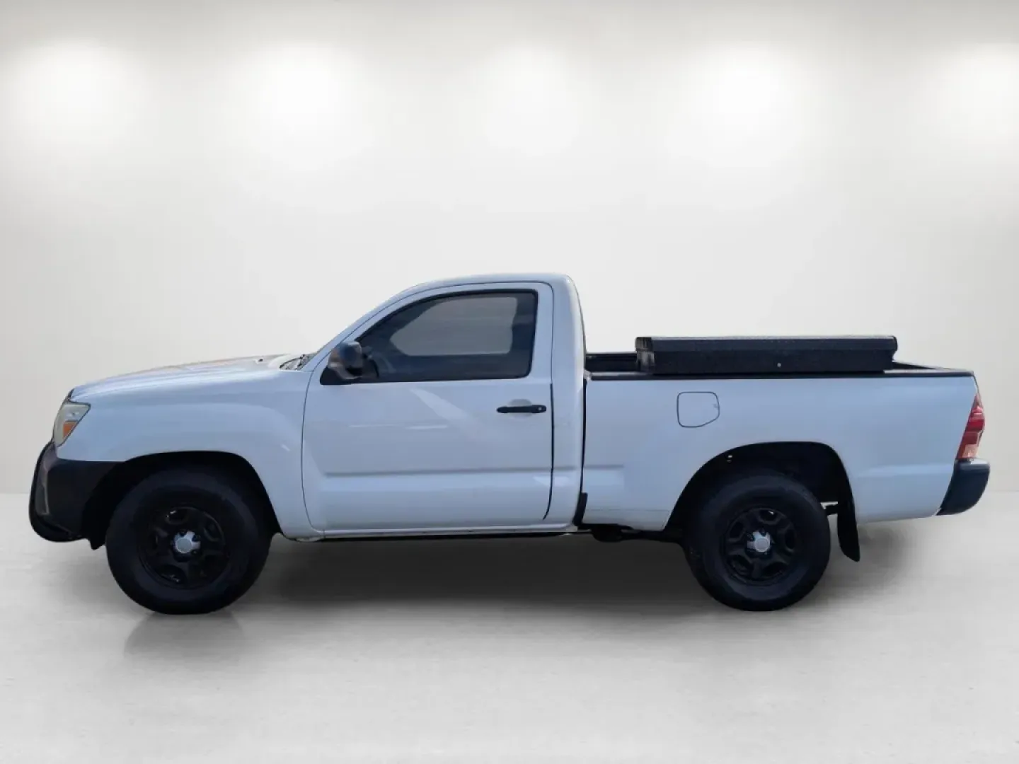 2013 Toyota Tacoma (5TFNX4CN6DX) with an Other engine, located at 1430 Gateway Drive, Opelika, AL, 36801, (334) 239-0944, 32.637871, -85.409790 - Unlock a world of adventure with the 2013 Toyota Tacoma, a versatile pickup truck that perfectly balances utility and comfort. Whether you're a growing family seeking reliable transportation, a weekend warrior ready for off-road excursions, or a budget-conscious buyer in need of a dependable vehicle - Photo#7