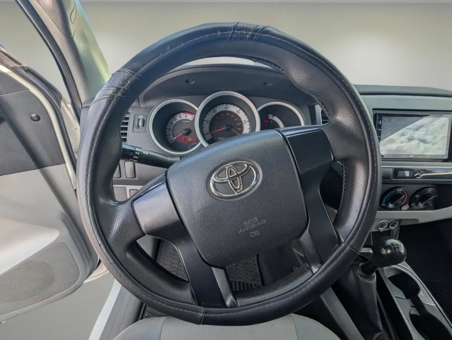 2013 Toyota Tacoma (5TFNX4CN6DX) with an Other engine, located at 1430 Gateway Drive, Opelika, AL, 36801, (334) 239-0944, 32.637871, -85.409790 - Unlock a world of adventure with the 2013 Toyota Tacoma, a versatile pickup truck that perfectly balances utility and comfort. Whether you're a growing family seeking reliable transportation, a weekend warrior ready for off-road excursions, or a budget-conscious buyer in need of a dependable vehicle - Photo#15