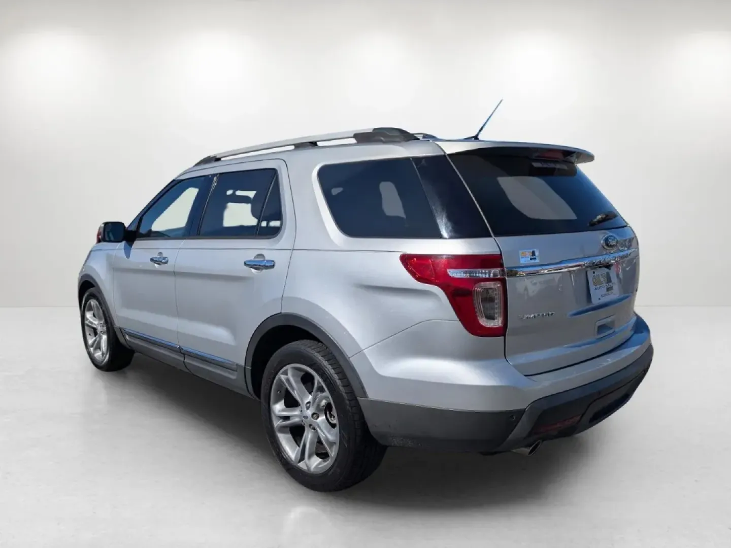 2013 Ford Explorer Limited (1FM5K7F88DG) with an Other engine, located at 3959 U.S. 80 W, Phenix City, AL, 36870, (334) 297-4885, 32.469296, -85.135185 - **Elevate Your Adventures with the 2013 Ford Explorer Limited at Gils Auto!**<br /> <br /> If you're a growing family or an adventurer at heart, the 2013 Ford Explorer Limited is the perfect SUV to elevate your lifestyle! With ample space, luxurious features, and a robust performance, this vehicle i - Photo#7