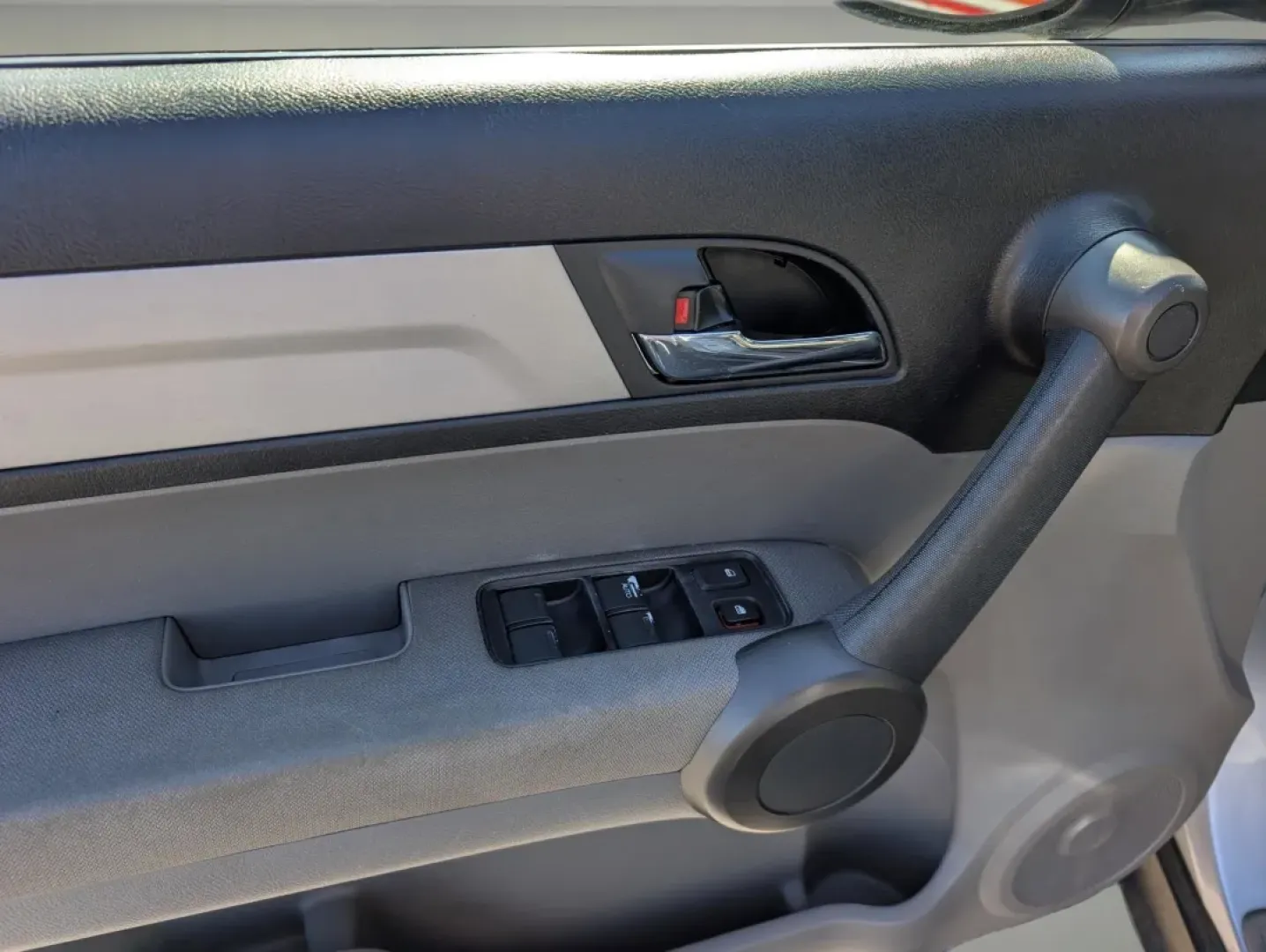 2011 Honda CR-V SE (5J6RE4H48BL) with an Other engine, located at 5115 14th Ave., Columbus, GA, 31904, (706) 323-0345, 32.511494, -84.971046 - **Experience the Freedom of Adventure with the 2011 Honda CR-V SE Perfect for Your Active Lifestyle!**<br /> <br /> Are you ready to elevate your weekends and daily adventures? The 2011 Honda CR-V SE is the ultimate SUV designed for those who crave reliability, style, and versatility. Whether you'r - Photo#15