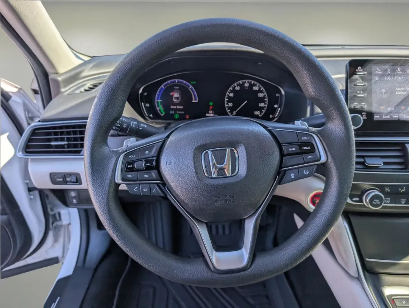 2020 Honda Accord Hybrid EX (1HGCV3F4XLA) with an Other engine, located at 1430 Gateway Drive, Opelika, AL, 36801, (334) 239-0944, 32.637871, -85.409790 - **Unleash Your Adventures with the 2020 Honda Accord Hybrid EX at Gils Auto!**<br /> <br /> Are you searching for a versatile vehicle that fits seamlessly into your dynamic lifestyle? The 2020 Honda Accord Hybrid EX is the perfect companion for both the daily commuter and the weekend explorer. With - Photo#12