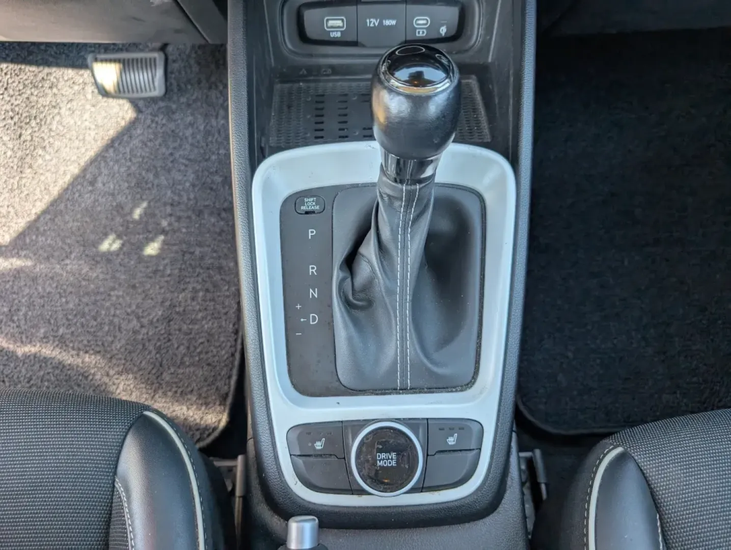 2023 /Black Hyundai Venue Limited (KMHRC8A39PU) with an Other engine, located at 3959 U.S. 80 W, Phenix City, AL, 36870, (334) 297-4885, 32.469296, -85.135185 - **Explore the Open Road in the 2023 Hyundai Venue Limited Your Perfect Companion for Adventures and Daily Commutes!**<br /> <br /> Are you in the market for a versatile SUV that excels in both urban living and weekend escapades? Look no further than the 2023 Hyundai Venue Limited, now available at - Photo#10