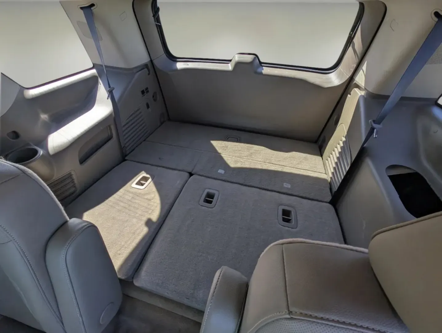 2017 /Cocoa/Dune Chevrolet Tahoe Premier (1GNSCCKC7HR) with an Other engine, located at 804 22nd Ave, Phenix City, AL, 36870, (334) 297-1860, 32.484749, -85.024475 - Are you in the market for a versatile and spacious SUV that can keep up with your active lifestyle? Look no further than this stunning 2017 Chevrolet Tahoe Premier, available now at Gils Auto in Phenix City, AL. Perfect for growing families, adventurers, or anyone who needs a reliable vehicle for lo - Photo#11