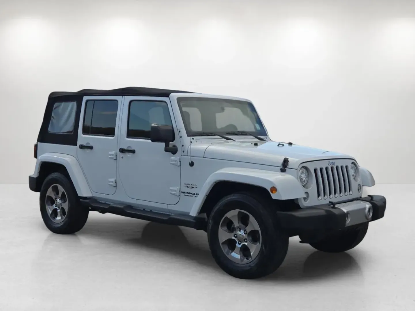 2017 /Black Jeep Wrangler Sahara (1C4BJWEGXHL) with an Other engine, located at 521 Old Farm Lane Rd, Prattville, AL, 36066, (334) 325-1505, 32.482460, -86.416367 - **Unleash Your Adventurous Spirit with the 2017 Jeep Wrangler Sahara!** <br /> <br /> Are you ready to embrace the thrill of the open road or tackle off-road trails with friends and family? Look no further than this 2017 Jeep Wrangler Sahara, available now at *Gils Auto - Prattville*. Located at 521 - Photo#4