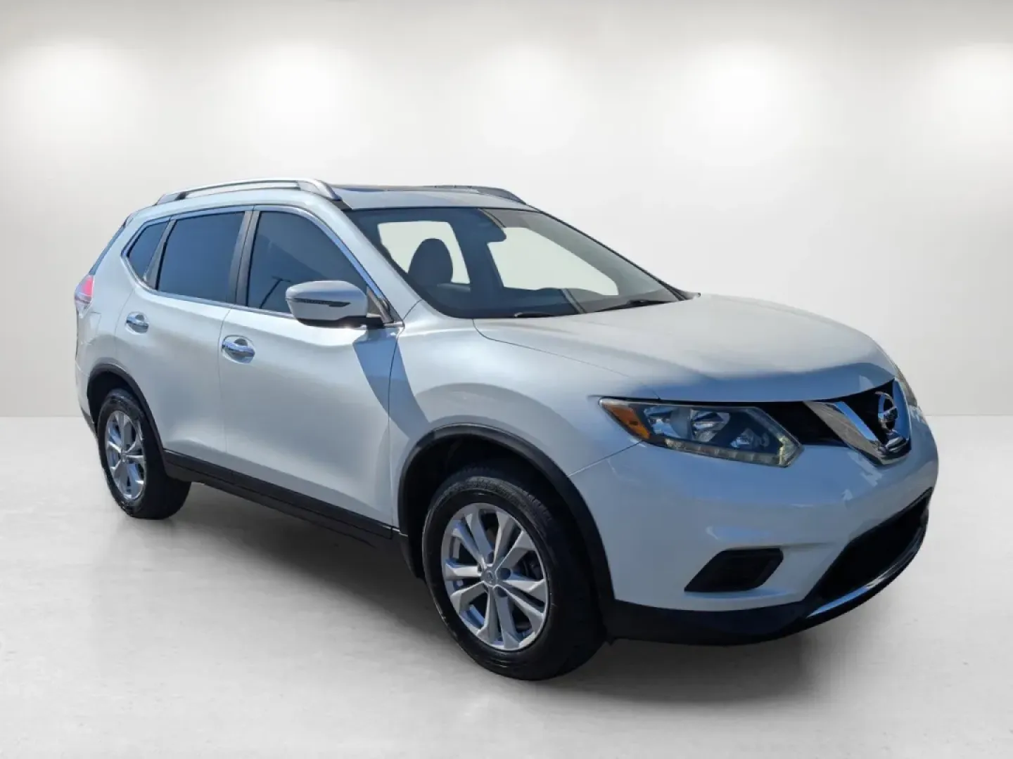 2016 /Almond Nissan Rogue SV (5N1AT2MT5GC) with an Other engine, located at 1430 Gateway Drive, Opelika, AL, 36801, (334) 239-0944, 32.637871, -85.409790 - Discover the ultimate blend of comfort, style, and reliability with this **2016 Nissan Rogue SV**, an ideal choice for families, daily commuters, or anyone seeking adventure on the go. This versatile SUV, available at **Gils Auto**, located at **3959 U.S. 80 W, Phenix City, AL 36870**, is designed t - Photo#2