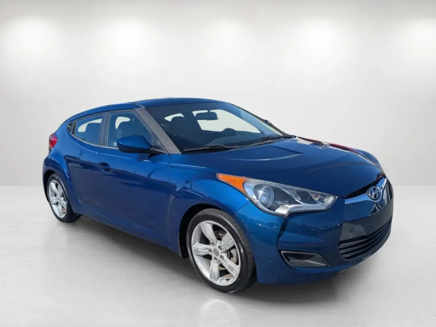 2015 /Black Hyundai Veloster (KMHTC6AD4FU) with an Other engine, located at 3959 U.S. 80 W, Phenix City, AL, 36870, (334) 297-4885, 32.469296, -85.135185 - Experience a dynamic lifestyle filled with excitement and adventure in this stunning 2015 Hyundai Veloster, now available at Gils Auto in Phenix City, AL! This sporty coupe is perfect for those who thrive on the thrill of the drive, whether you're navigating the bustling streets of downtown Phenix C - Photo#2