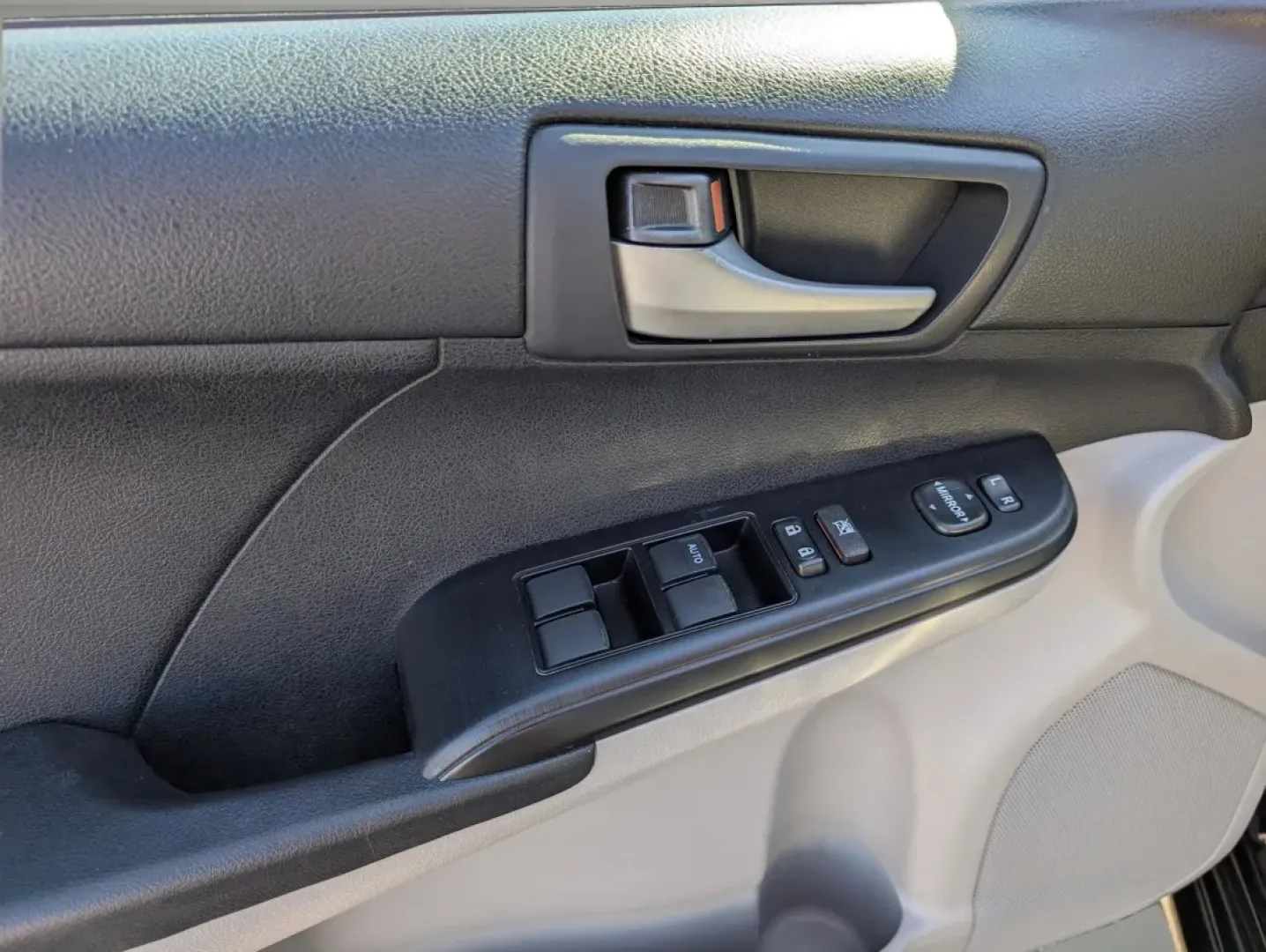 2012 Toyota Camry LE (4T1BF1FK8CU) with an Other engine, located at 3959 U.S. 80 W, Phenix City, AL, 36870, (334) 297-4885, 32.469296, -85.135185 - ### Discover Your Next Adventure with the 2012 Toyota Camry LE at Gils Auto!<br /> <br /> Are you searching for a reliable vehicle that can handle your daily commutes, weekend getaways, or carpooling needs? Look no further! The **2012 Toyota Camry LE** is the perfect blend of efficiency, comfort, an - Photo#7