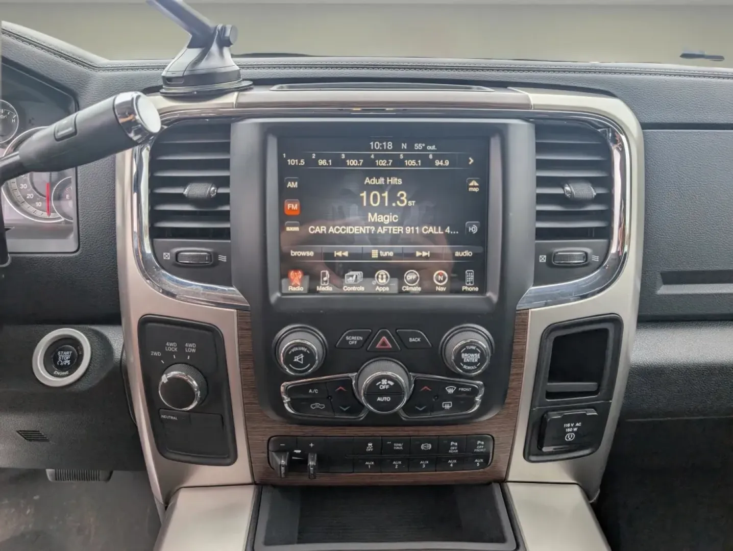 2016 /Black Ram 2500 Laramie (3C6UR5FL7GG) with an Other engine, located at 5115 14th Ave., Columbus, GA, 31904, (706) 323-0345, 32.511494, -84.971046 - **Discover Your Next Adventure with the 2016 Ram 2500 Laramie Crew Cab Pickup at Gils Auto, Phenix City!**<br /> <br /> Are you ready to tackle both your workweek and weekend adventures with unmatched confidence? The 2016 Ram 2500 Laramie is your perfect companion for fulfilling all your hauling nee - Photo#10