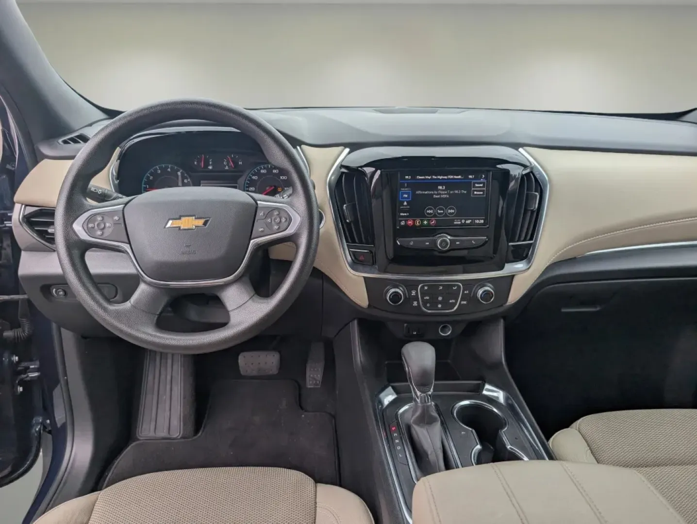 2022 /Jet Black/Chai Chevrolet Traverse LS (1GNERLKW6NJ) with an Other engine, located at 804 22nd Ave, Phenix City, AL, 36870, (334) 297-1860, 32.484749, -85.024475 - Unleash the thrill of family adventures with this stunning 2022 Chevrolet Traverse, now available at Gils Auto in Phenix City, AL. If you're seeking a vehicle that can comfortably accommodate your growing family, this spacious SUV is the perfect choice for road trips, school runs, or weekend getaway - Photo#11