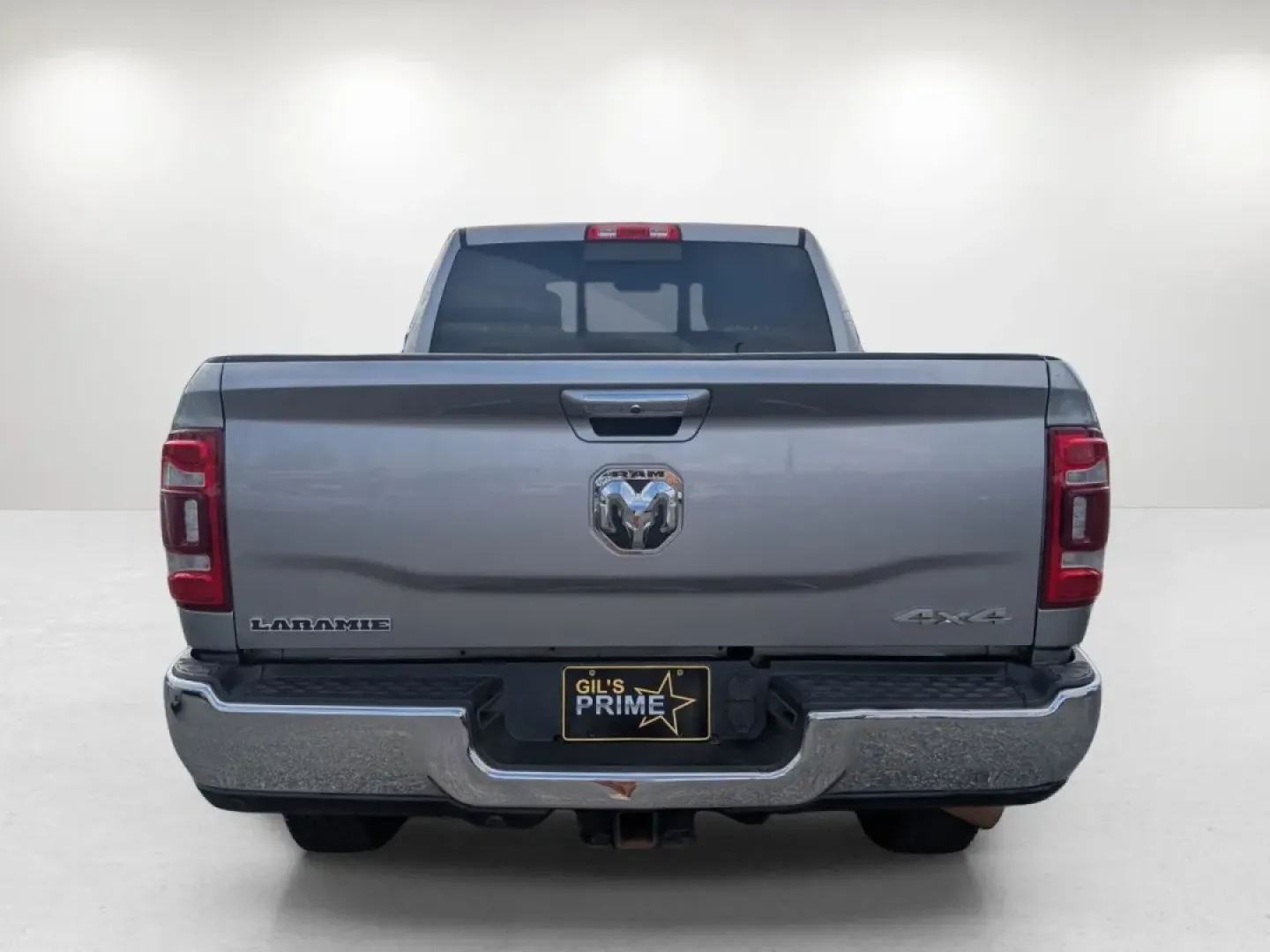 2019 /Black Ram 2500 Laramie (3C6UR5FJ2KG) with an Other engine, located at 7000 Northlake Connector, Columbus, GA, 31904, (706) 987-8085, 32.524975, -84.978134 - **Unleash Your Adventures with the 2019 Ram 2500 Laramie Crew Cab Pickup!**<br /> <br /> Are you ready to elevate your weekend adventures or tackle your daily commutes with confidence? The 2019 Ram 2500 Laramie Crew Cab Pickup is the perfect blend of power, comfort, and technology, making it an idea - Photo#5