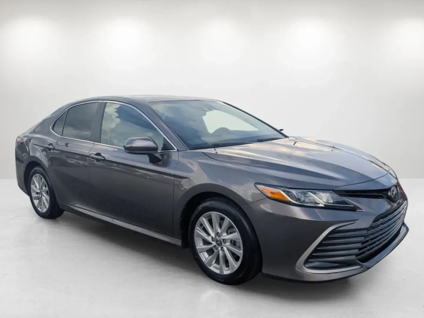 2023 Toyota Camry LE (4T1C11AKXPU) with an Other engine, located at 1430 Gateway Drive, Opelika, AL, 36801, (334) 239-0944, 32.637871, -85.409790 - **Discover the Perfect Balance of Style and Functionality with the 2023 Toyota Camry LE at Gils Auto!**<br /> <br /> If you're in the market for a reliable, stylish sedan that effortlessly transitions from daily commutes to family outings, look no further than the 2023 Toyota Camry LE available at G - Photo#2