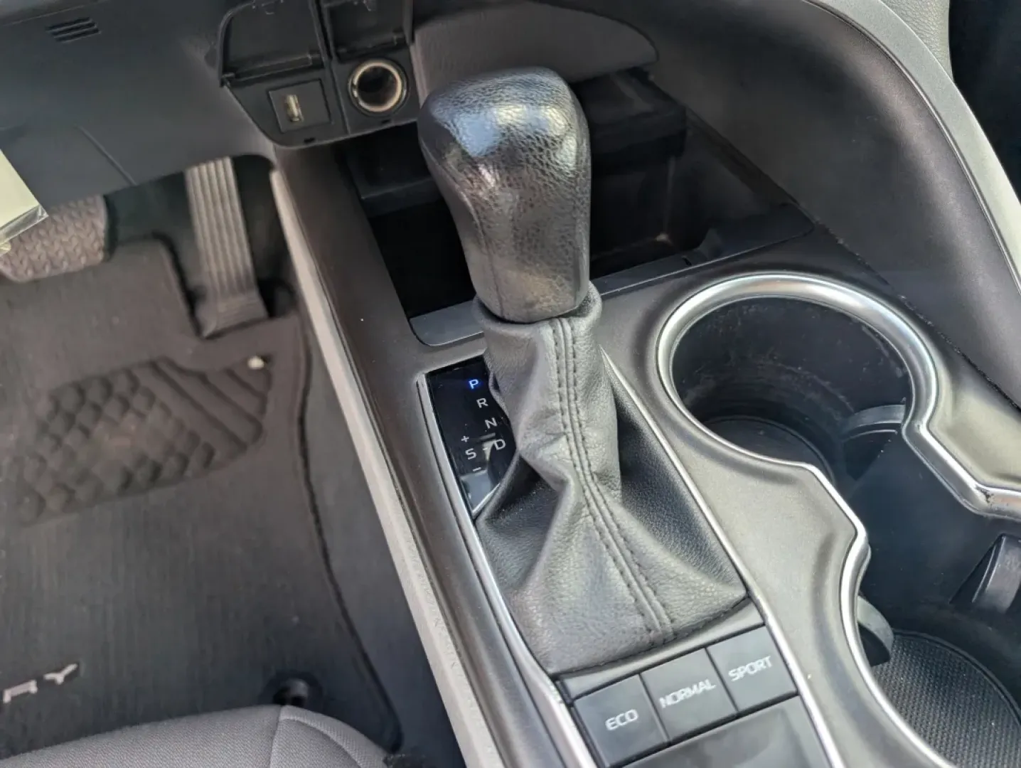 2023 Toyota Camry LE (4T1C11AKXPU) with an Other engine, located at 1430 Gateway Drive, Opelika, AL, 36801, (334) 239-0944, 32.637871, -85.409790 - **Discover the Perfect Balance of Style and Functionality with the 2023 Toyota Camry LE at Gils Auto!**<br /> <br /> If you're in the market for a reliable, stylish sedan that effortlessly transitions from daily commutes to family outings, look no further than the 2023 Toyota Camry LE available at G - Photo#13