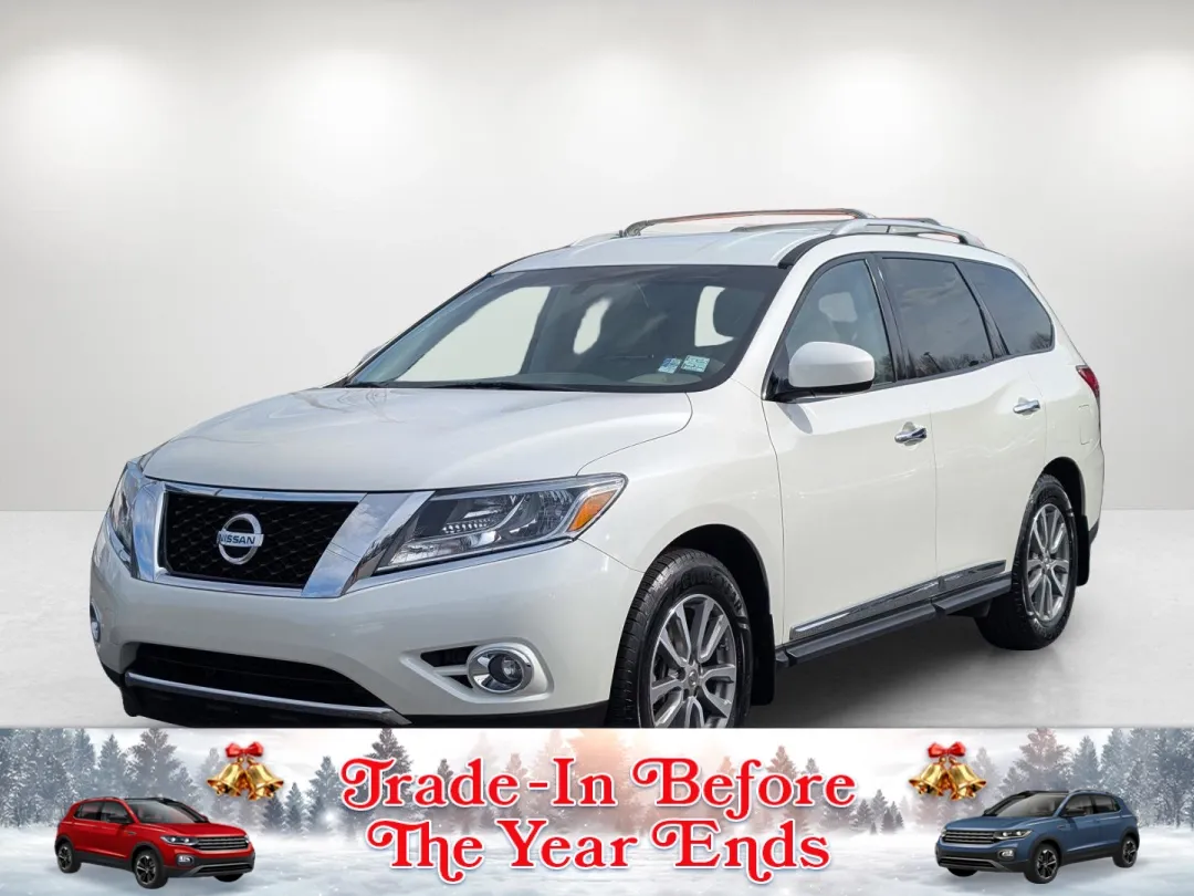 photo of 2015 Nissan Pathfinder SL