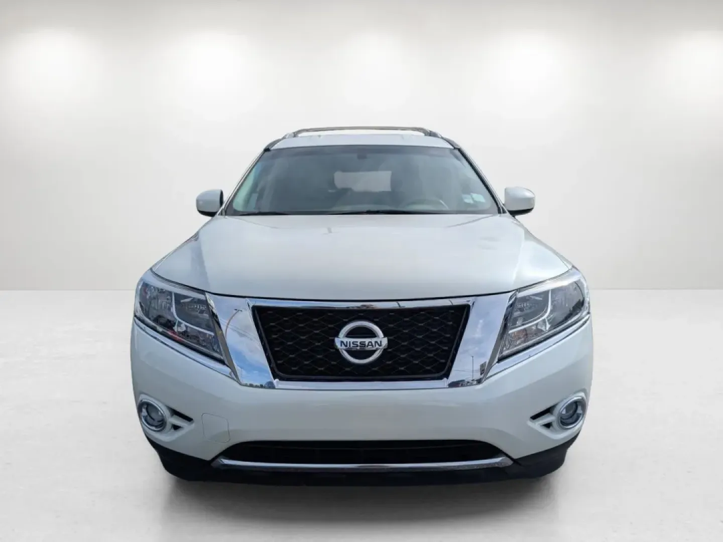 2015 /Almond Nissan Pathfinder SL (5N1AR2MN5FC) with an Other engine, located at 3959 U.S. 80 W, Phenix City, AL, 36870, (334) 297-4885, 32.469296, -85.135185 - **Drive Into Adventure with the 2015 Nissan Pathfinder SL at Gils Auto - Your Local Buy Here Pay Here Dealer!**<br /> <br /> Are you ready to elevate your family adventures or weekend getaways? The 2015 Nissan Pathfinder SL is the perfect SUV for those who value functionality, comfort, and style. Wi - Photo#2