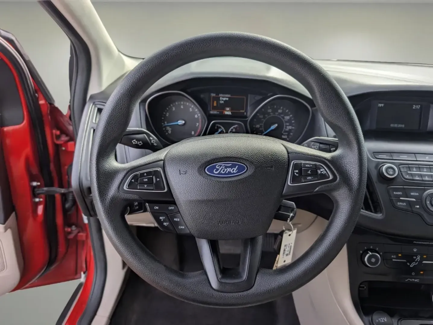 2018 Ford Focus SE (1FADP3F27JL) with an Other engine, located at 804 22nd Ave, Phenix City, AL, 36870, (334) 297-1860, 32.484749, -85.024475 - **Discover Your Next Adventure with the 2018 Ford Focus SE at Gils Auto!**<br /> <br /> Are you on the lookout for a reliable vehicle that seamlessly blends style, efficiency, and affordability? Look no further than the 2018 Ford Focus SE, now available at Gils Auto in Phenix City, AL! Perfect for c - Photo#15