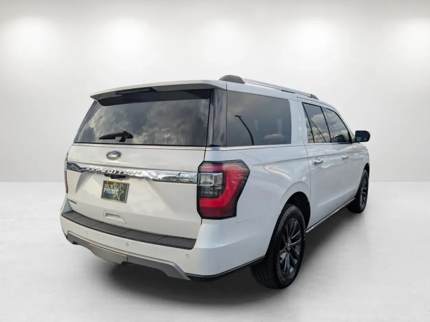 2021 Ford Expedition Max Limited (1FMJK2AT8ME) with an Other engine, located at 1430 Gateway Drive, Opelika, AL, 36801, (334) 239-0944, 32.637871, -85.409790 - ### 2021 Ford Expedition Max Limited Perfect for Family Adventures!<br /> <br /> Are you ready to elevate your family's travel experience? Look no further than the **2021 Ford Expedition Max Limited** the ultimate SUV designed for both comfort and capability. Whether you're planning a weekend geta - Photo#4
