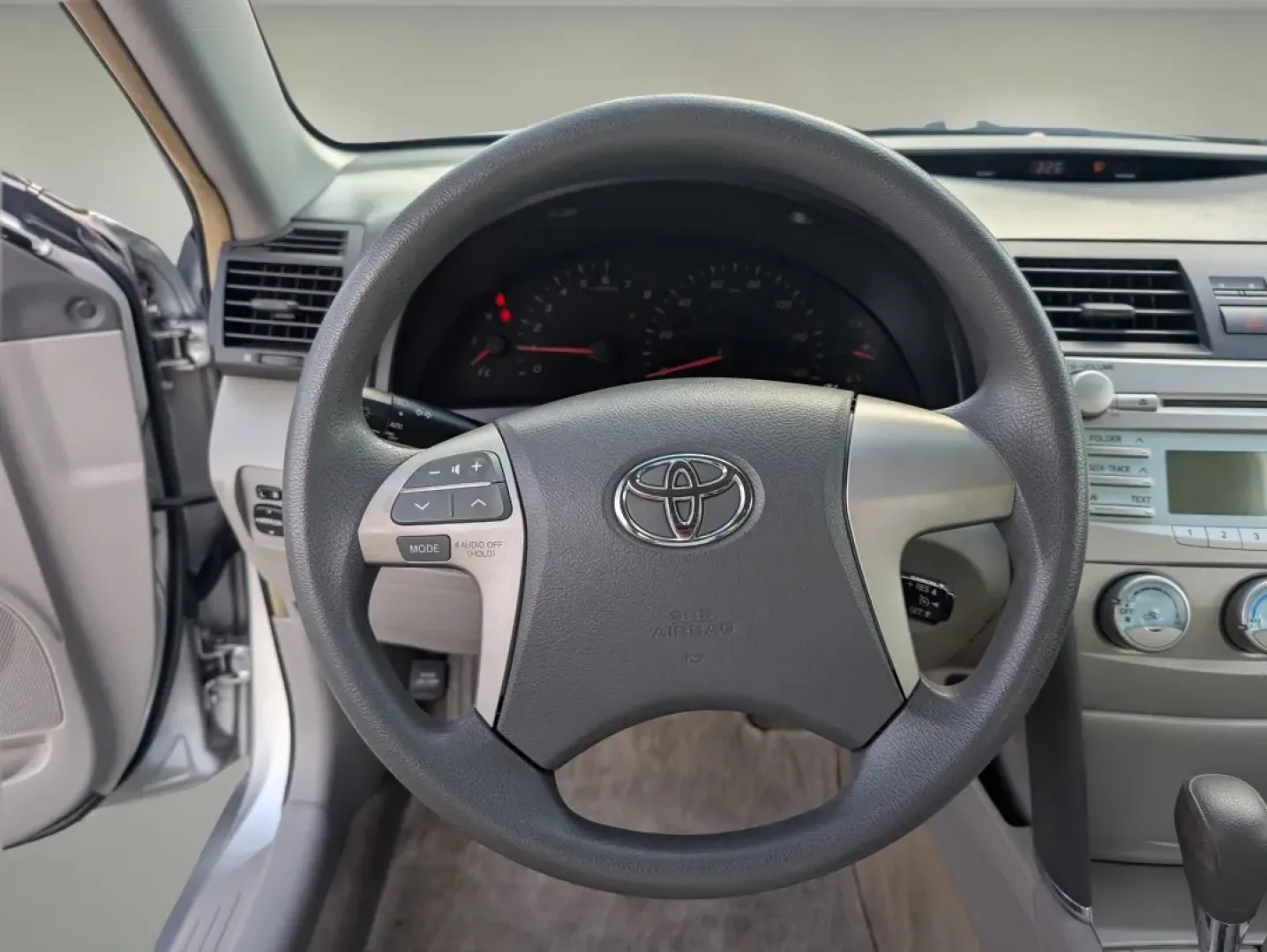 2007 Toyota Camry LE (4T1BE46K57U) with an Other engine, located at 3959 U.S. 80 W, Phenix City, AL, 36870, (334) 297-4885, 32.469296, -85.135185 - **Discover the Perfect Family Sedan: 2007 Toyota Camry LE at Gils Auto - Phenix City**<br /> <br /> Are you searching for a reliable, budget-friendly vehicle that seamlessly fits into your busy family lifestyle? Look no further! Gils Auto in Phenix City, AL, presents the 2007 Toyota Camry LE-an idea - Photo#15