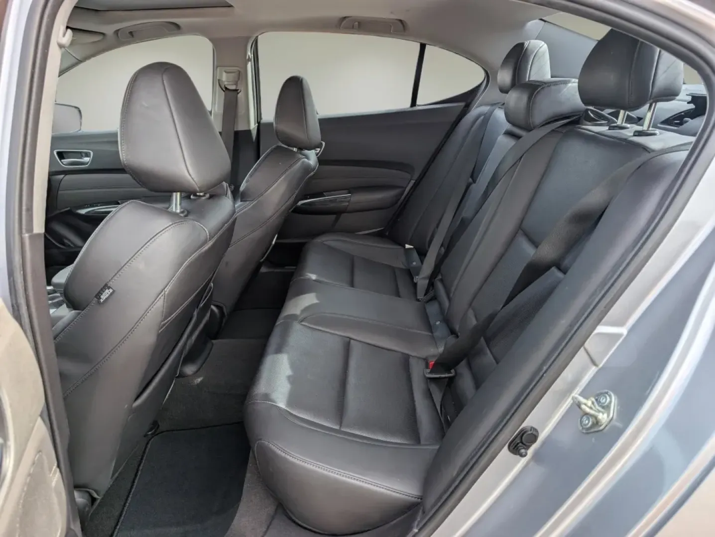 2020 Acura TLX w/Technology Pkg (19UUB1F56LA) with an Other engine, located at 5115 14th Ave., Columbus, GA, 31904, (706) 323-0345, 32.511494, -84.971046 - **Elevate Your Commute with the 2020 Acura TLX at Gils Auto in Phenix City, AL!**<br /> <br /> Are you on the lookout for a vehicle that perfectly blends luxury with functionality? Imagine every drive transformed into a delightful experience, whether you're commuting to work or heading out on a week - Photo#10