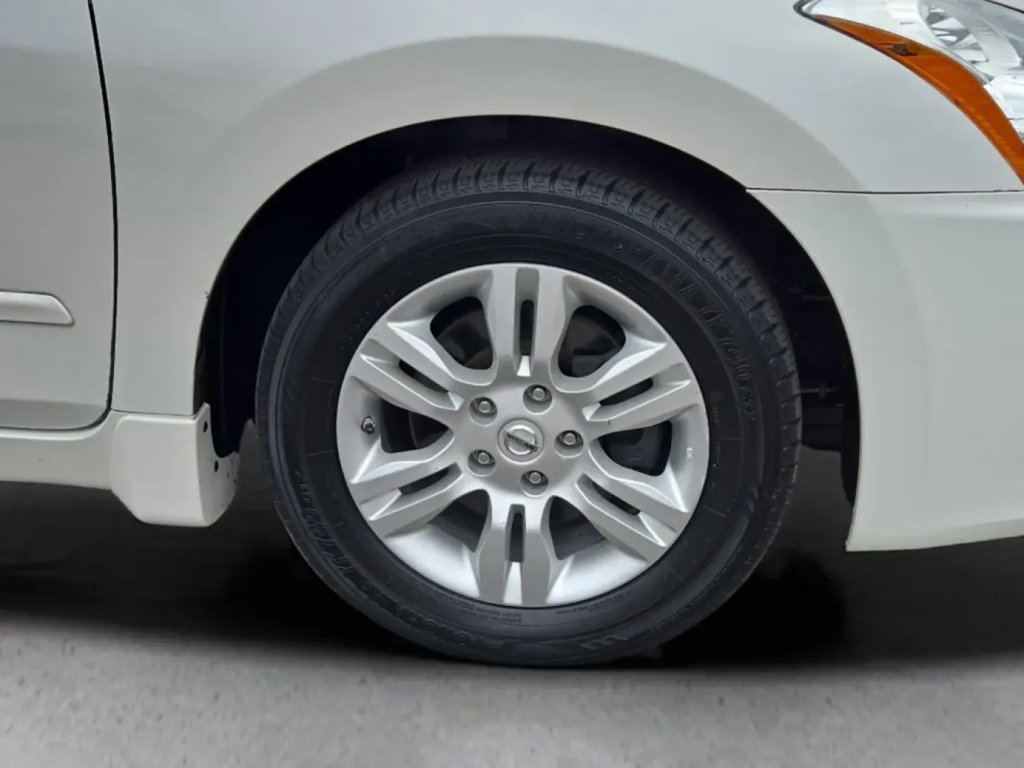 2012 /Charcoal Nissan Altima 2.5 SL (1N4AL2AP9CN) with an Other engine, located at 521 Old Farm Lane Rd, Prattville, AL, 36066, (334) 325-1505, 32.482460, -86.416367 - Discover the perfect sedan for your daily commutes and weekend getaways with this pristine 2012 Nissan Altima 2.5 SL, now available at Gils Auto in Prattville, AL. If you're looking for a reliable vehicle that combines comfort, style, and efficiency, this is the car for you. Whether you're a busy pr - Photo#2