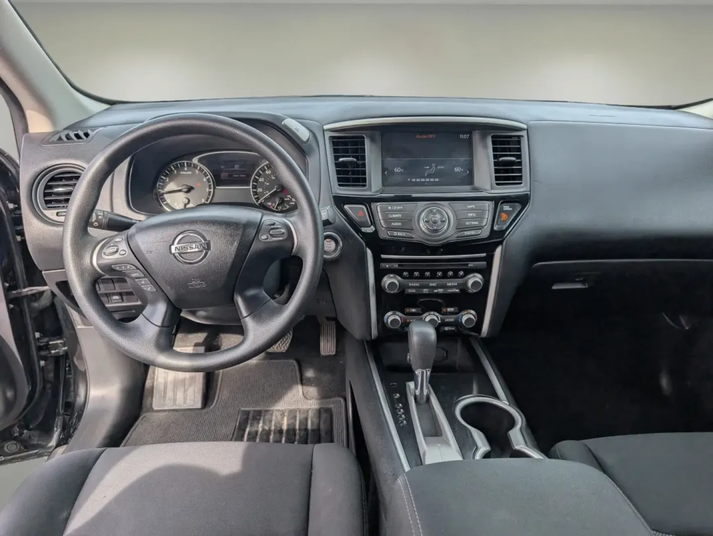 2017 /Charcoal Nissan Pathfinder S (5N1DR2MN8HC) with an Other engine, located at 3959 U.S. 80 W, Phenix City, AL, 36870, (334) 297-4885, 32.469296, -85.135185 - Experience the perfect blend of family-friendly versatility and modern technology with our 2017 Nissan Pathfinder S, available now at Gils Auto in Phenix City, AL. This stylish SUV, finished in a sleek Magnetic Black Metallic exterior, is designed for those who value comfort, space, and reliability. - Photo#12