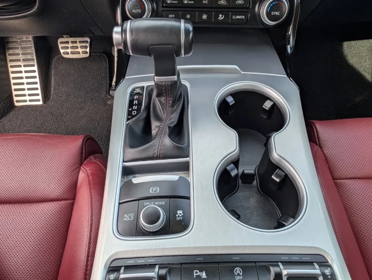 2018 /Black Kia Stinger GT (KNAE35LC7J6) with an Other engine, located at 3959 U.S. 80 W, Phenix City, AL, 36870, (334) 297-4885, 32.469296, -85.135185 - **Unleash Your Adventurous Spirit with the 2018 Kia Stinger GT at Gils Auto - Phenix City!**<br /> <br /> Are you ready to elevate your driving experience? The 2018 Kia Stinger GT, available at Gils Auto in Phenix City, AL, is not just a car; it's a lifestyle. Perfect for those who crave a blend of - Photo#13