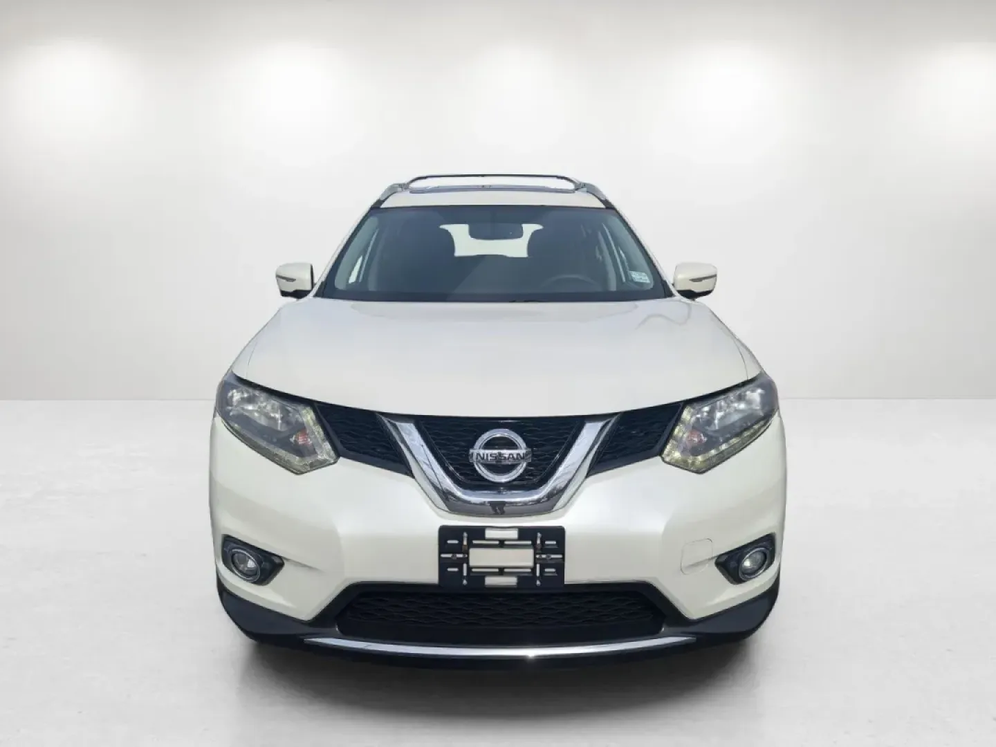 2015 /Charcoal Nissan Rogue SV (5N1AT2MT6FC) with an Other engine, located at 7000 Northlake Connector, Columbus, GA, 31904, (706) 987-8085, 32.524975, -84.978134 - **Discover Your Next Adventure with the 2015 Nissan Rogue SV at Gils Auto - Phenix City!**<br /> <br /> Are you ready to elevate your driving experience? The 2015 Nissan Rogue SV is not just a vehicle; it's your partner for adventure. Whether you're a growing family in need of a spacious SUV or a da - Photo#1