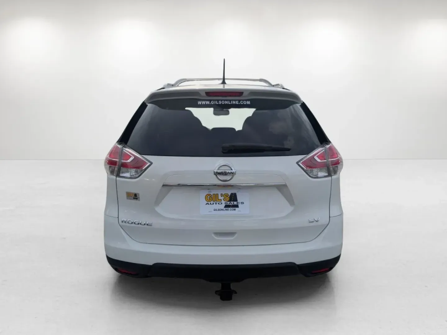 2015 /Charcoal Nissan Rogue SV (5N1AT2MT6FC) with an Other engine, located at 7000 Northlake Connector, Columbus, GA, 31904, (706) 987-8085, 32.524975, -84.978134 - **Discover Your Next Adventure with the 2015 Nissan Rogue SV at Gils Auto - Phenix City!**<br /> <br /> Are you ready to elevate your driving experience? The 2015 Nissan Rogue SV is not just a vehicle; it's your partner for adventure. Whether you're a growing family in need of a spacious SUV or a da - Photo#5