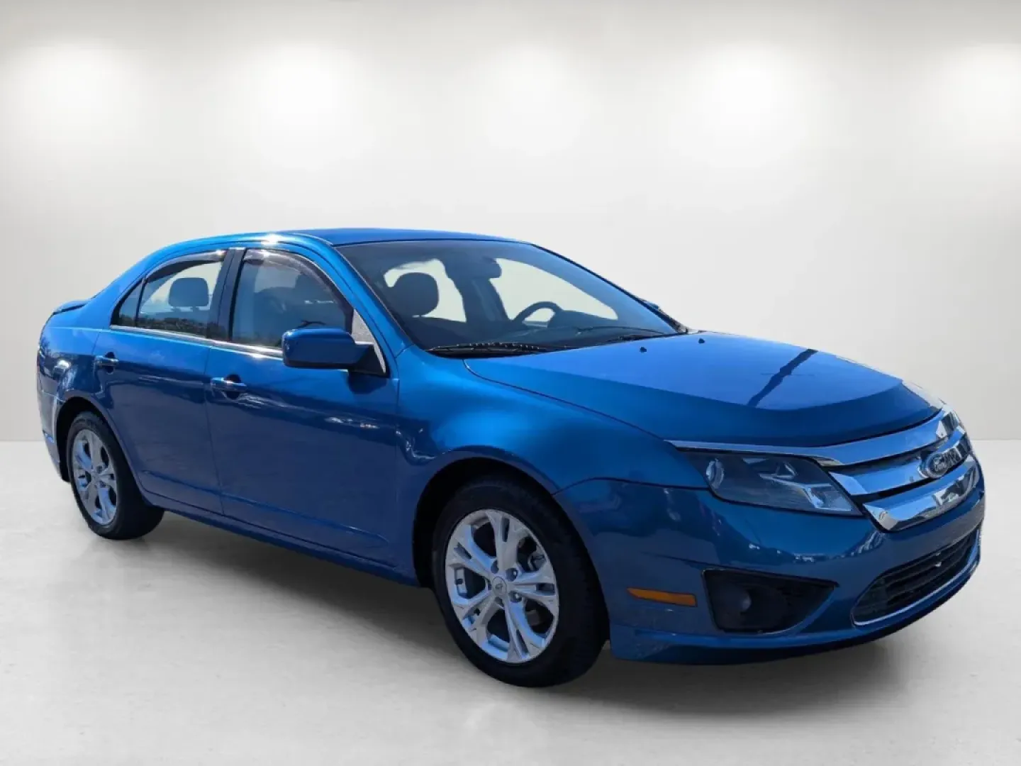 2012 Ford Fusion SE (3FAHP0HA4CR) with an Other engine, located at 5115 14th Ave., Columbus, GA, 31904, (706) 323-0345, 32.511494, -84.971046 - **Discover Your Perfect Ride at Gils Auto - Phenix City: 2012 Ford Fusion SE**<br /> <br /> Are you in search of a reliable vehicle that fits seamlessly into your busy lifestyle? Look no further than this 2012 Ford Fusion SE, available at Gils Auto, your trusted Buy Here Pay Here dealership located - Photo#2